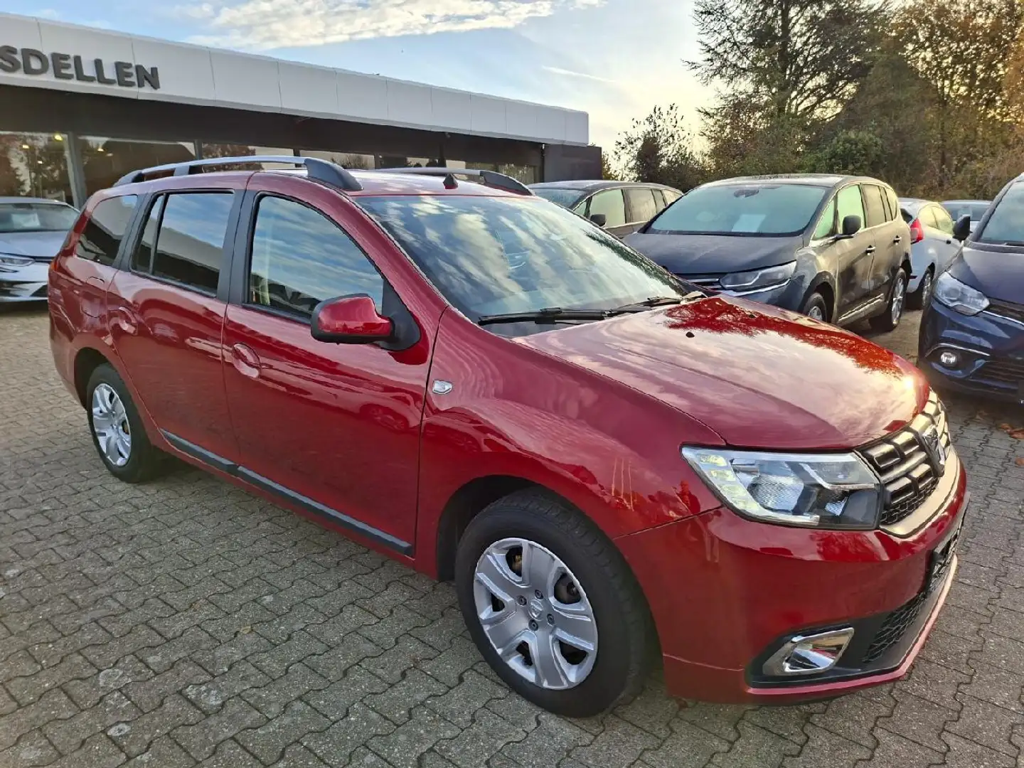 Dacia Logan Comfort*1.Hd.*scheckh*Klima*Navi*Kamera*Tempo Rot - 2