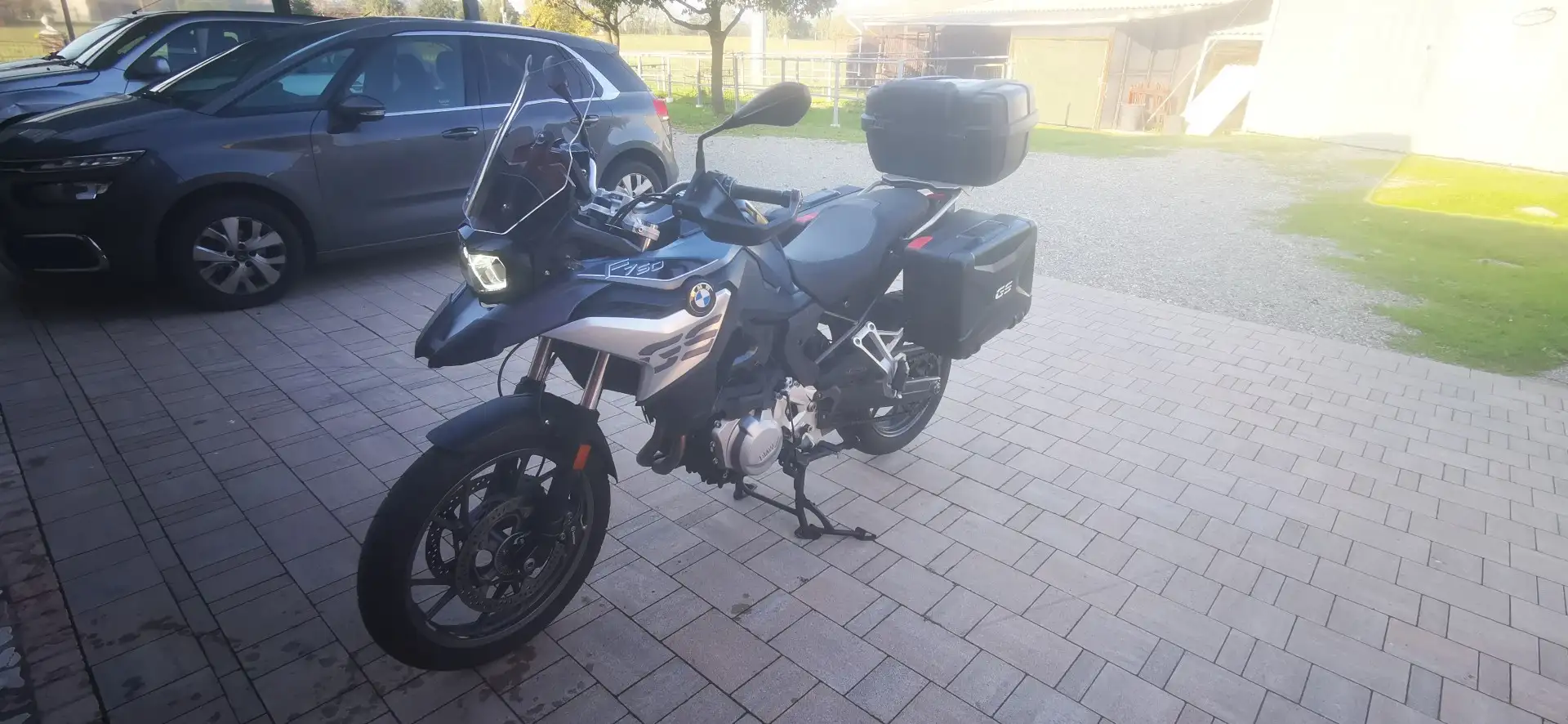 BMW F 750 GS Серебристый - 2