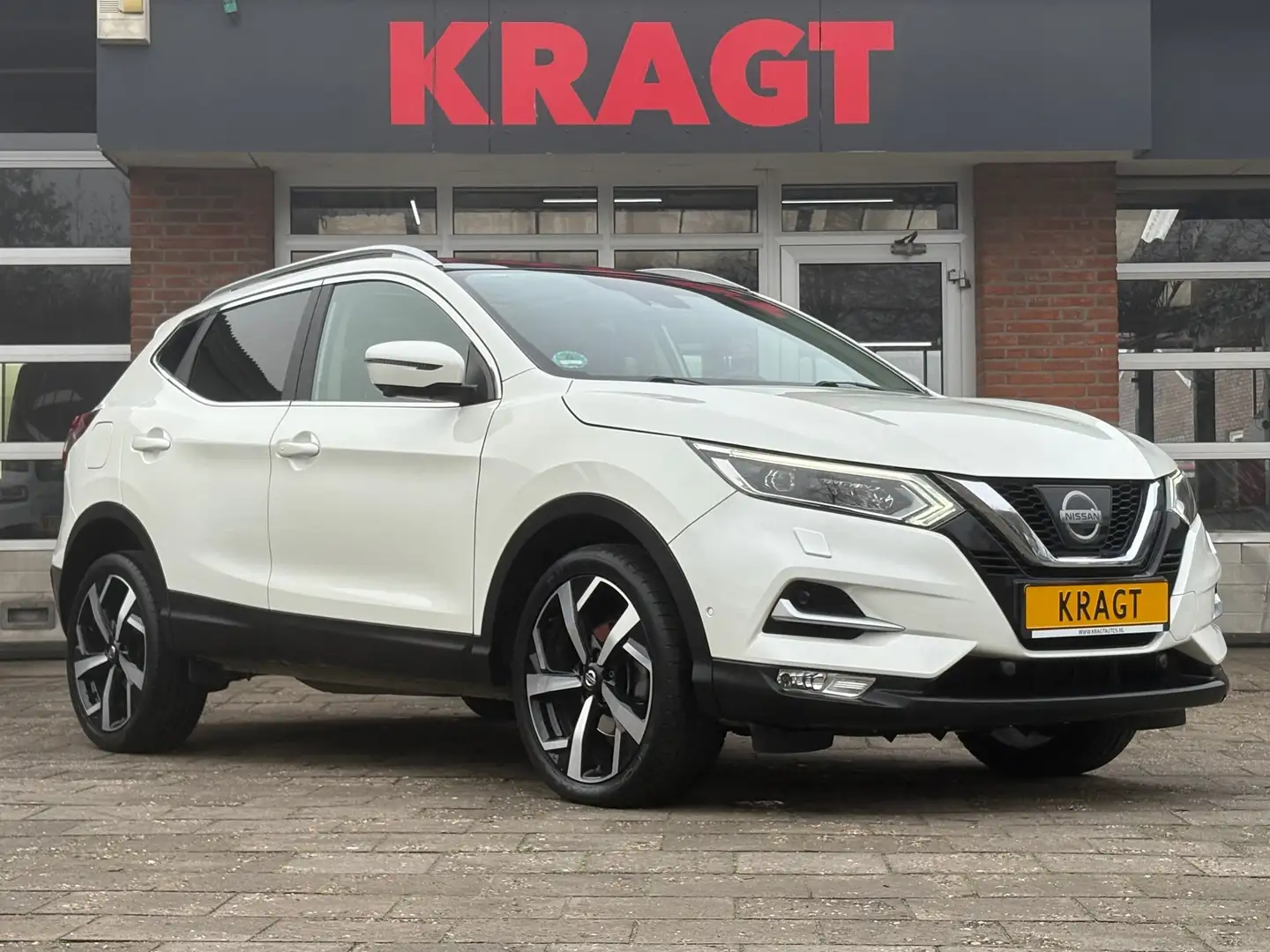 Nissan Qashqai Tekna 1.2 116 pk - Panoramadak - 19" LMV - LED - Bianco - 2