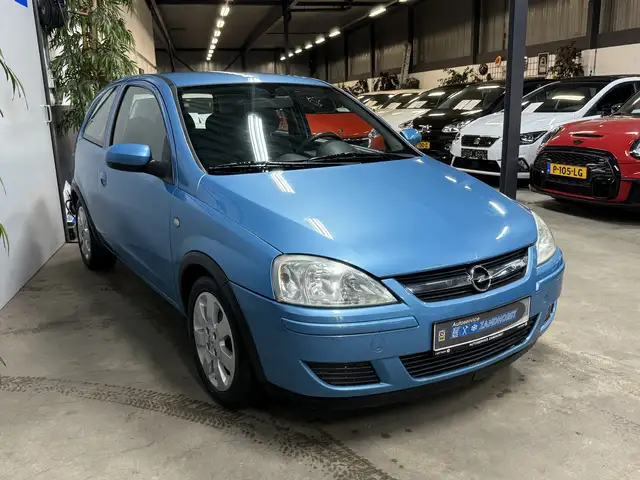 Opel Corsa view 3