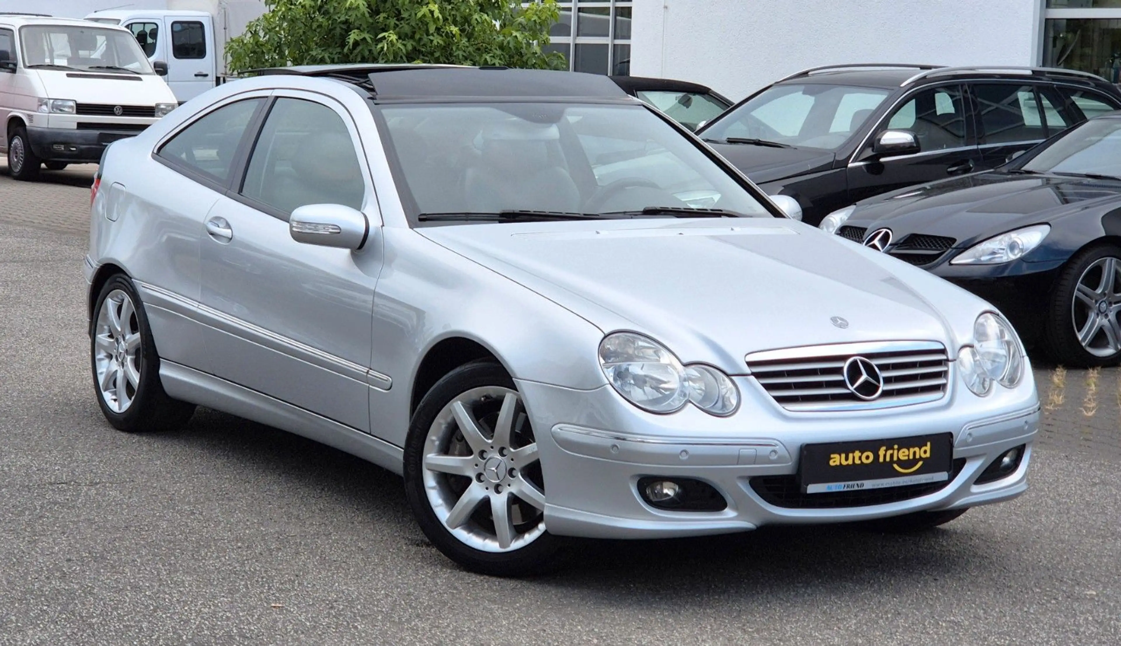 Mercedes-Benz C 350 Coupe AUT. /PANO/NAVI/LEEDER/AHK/PDC/SHZ