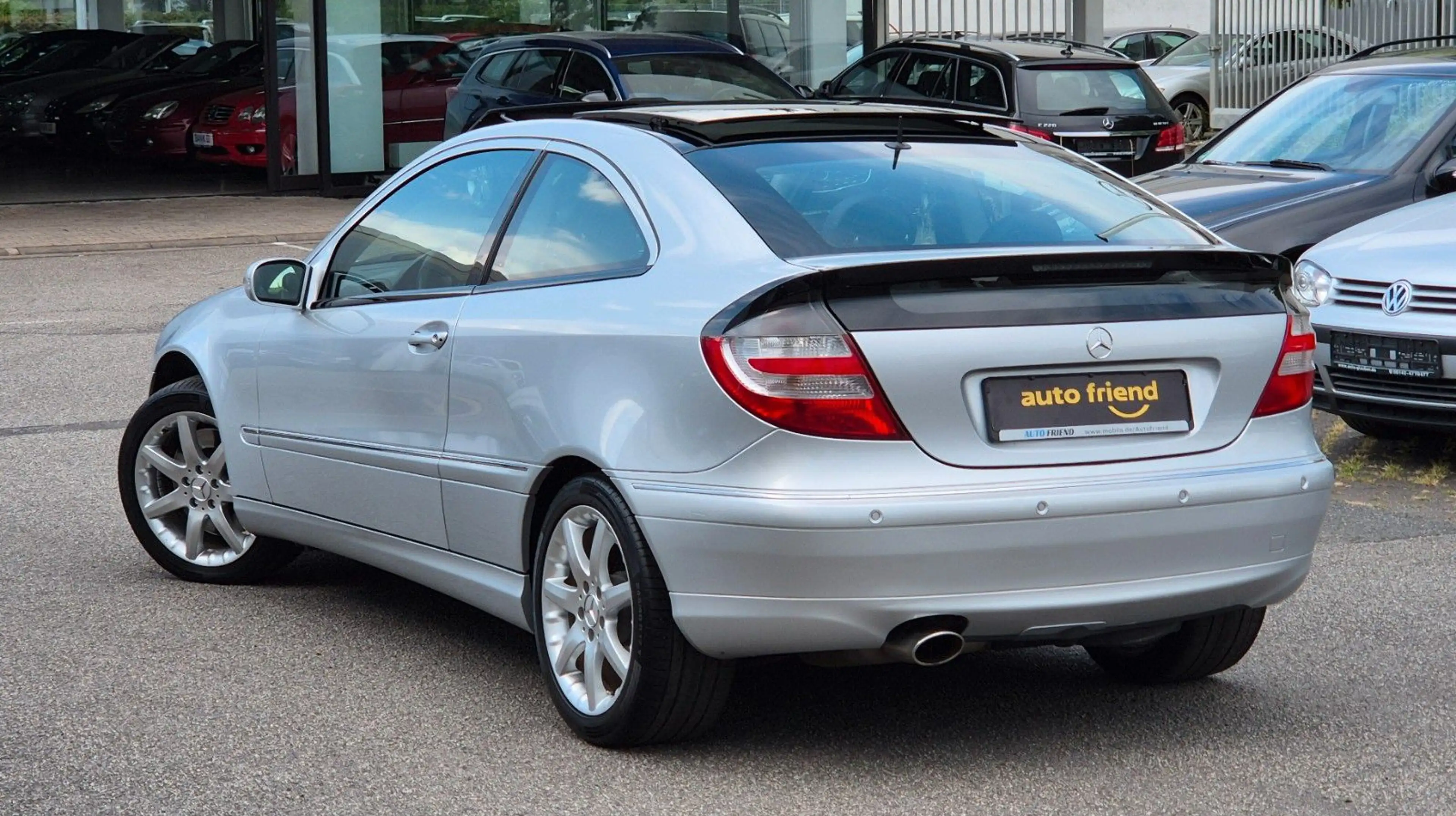 Mercedes-Benz C 350 Coupe AUT. /PANO/NAVI/LEEDER/AHK/PDC/SHZ — photo 2