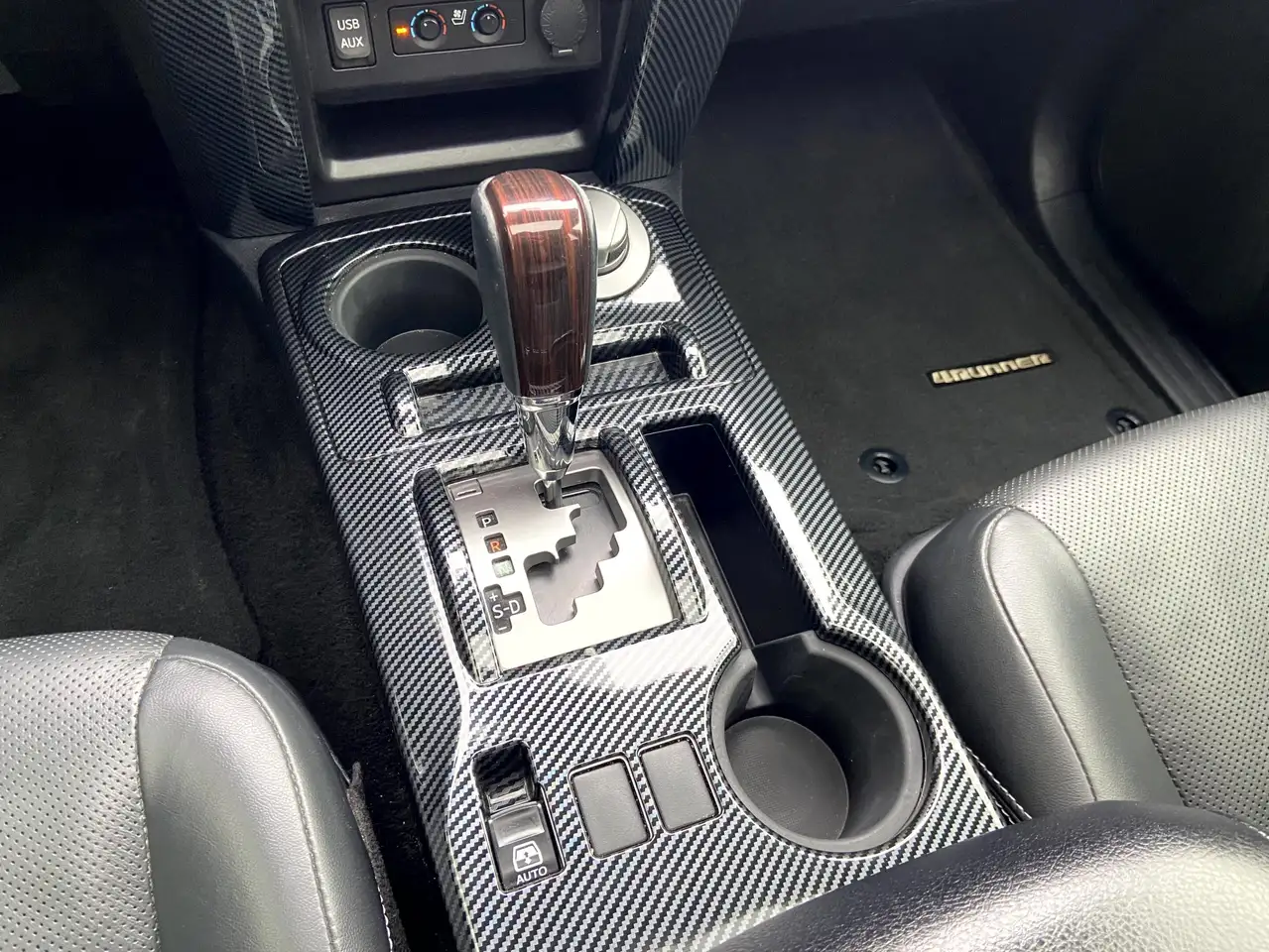 Toyota 4-Runner снимка Toyota 4-Runner