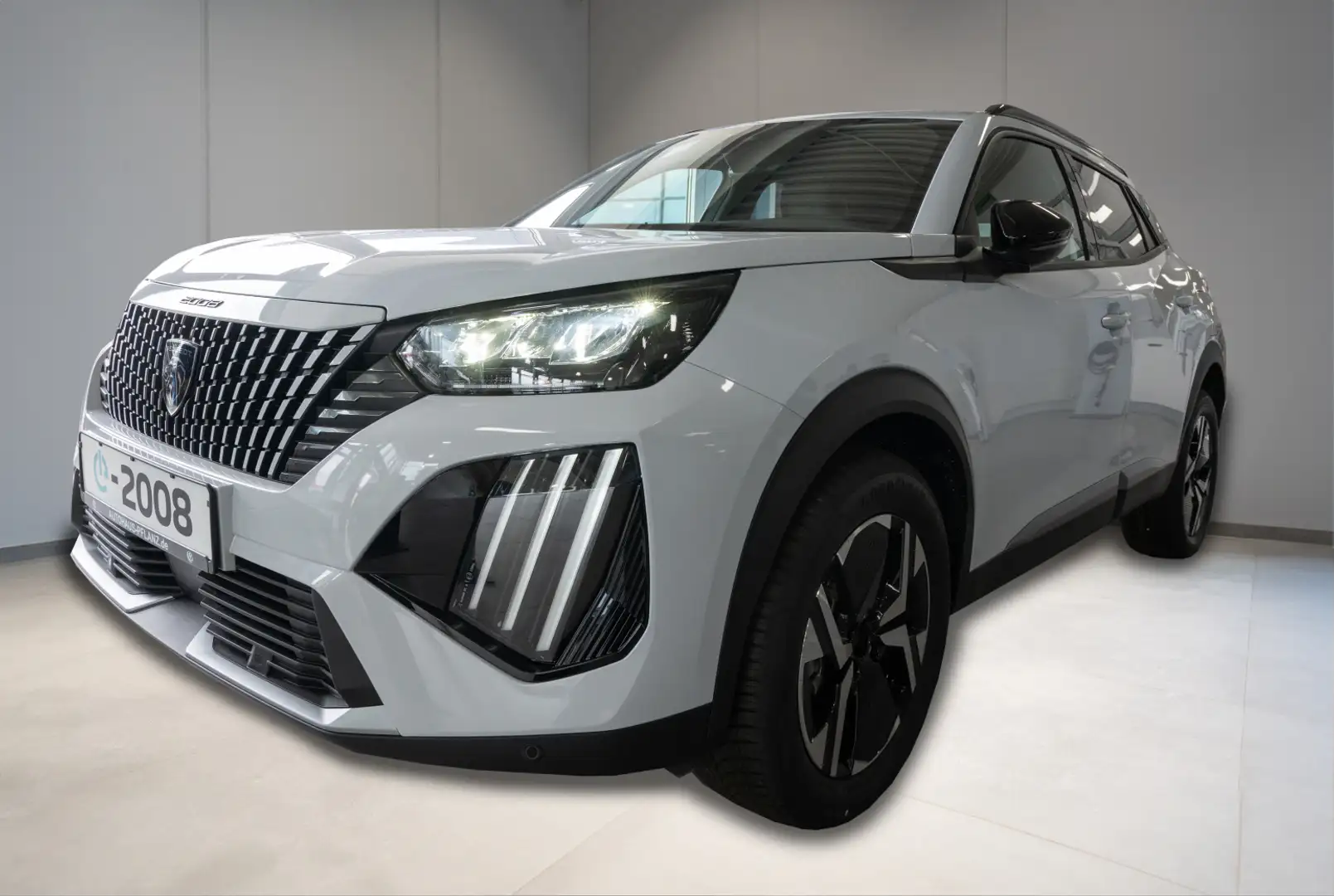 Peugeot 2008 ALLURE HYBRID 145 e-DSC6 Weiß - 1
