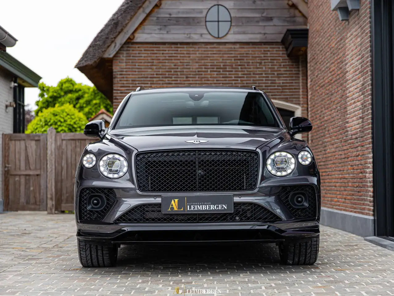 Bentley Bentayga 2024