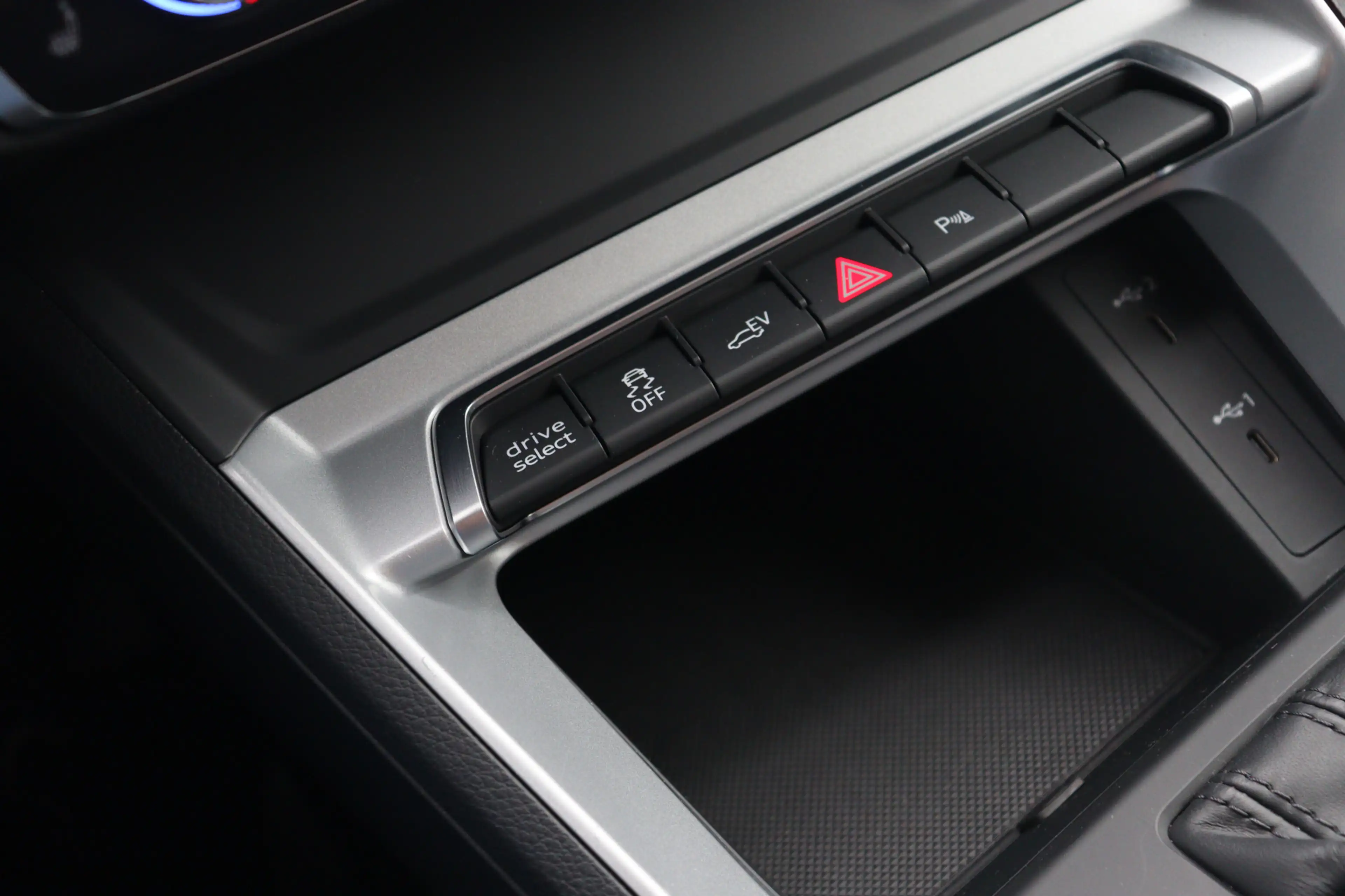 Audi Q3 Sportback 45 TFSI e Business Edition | Leder | Cam — photo 29