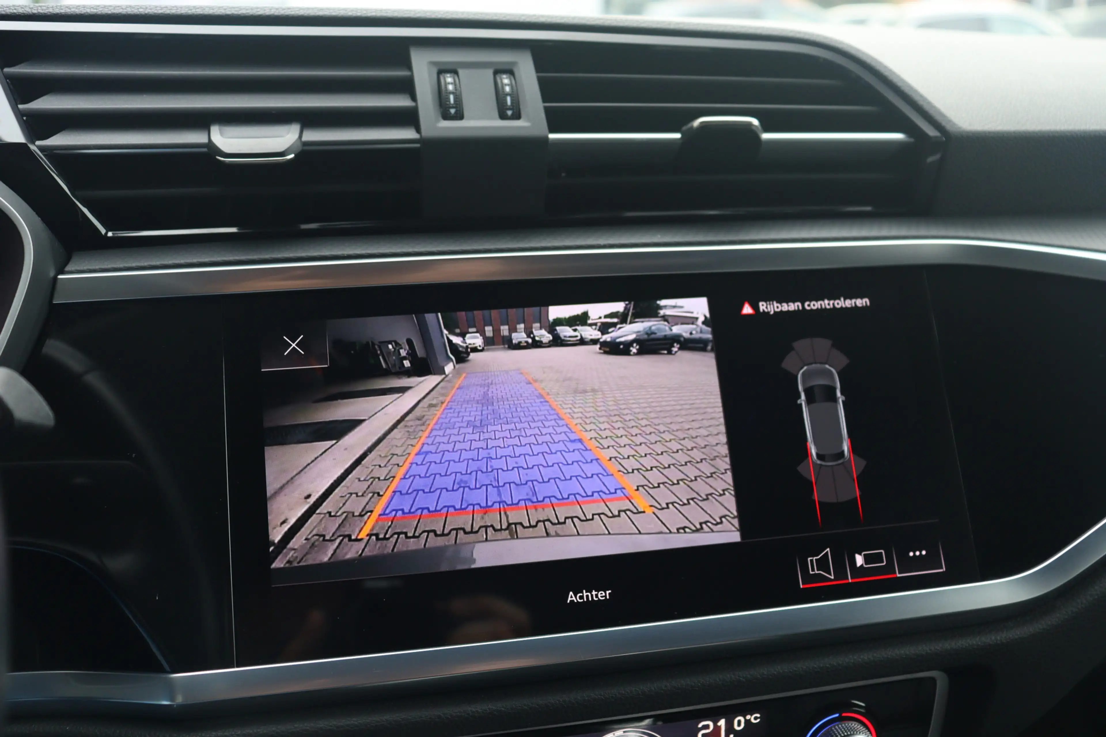 Audi Q3 Sportback 45 TFSI e Business Edition | Leder | Cam — photo 22