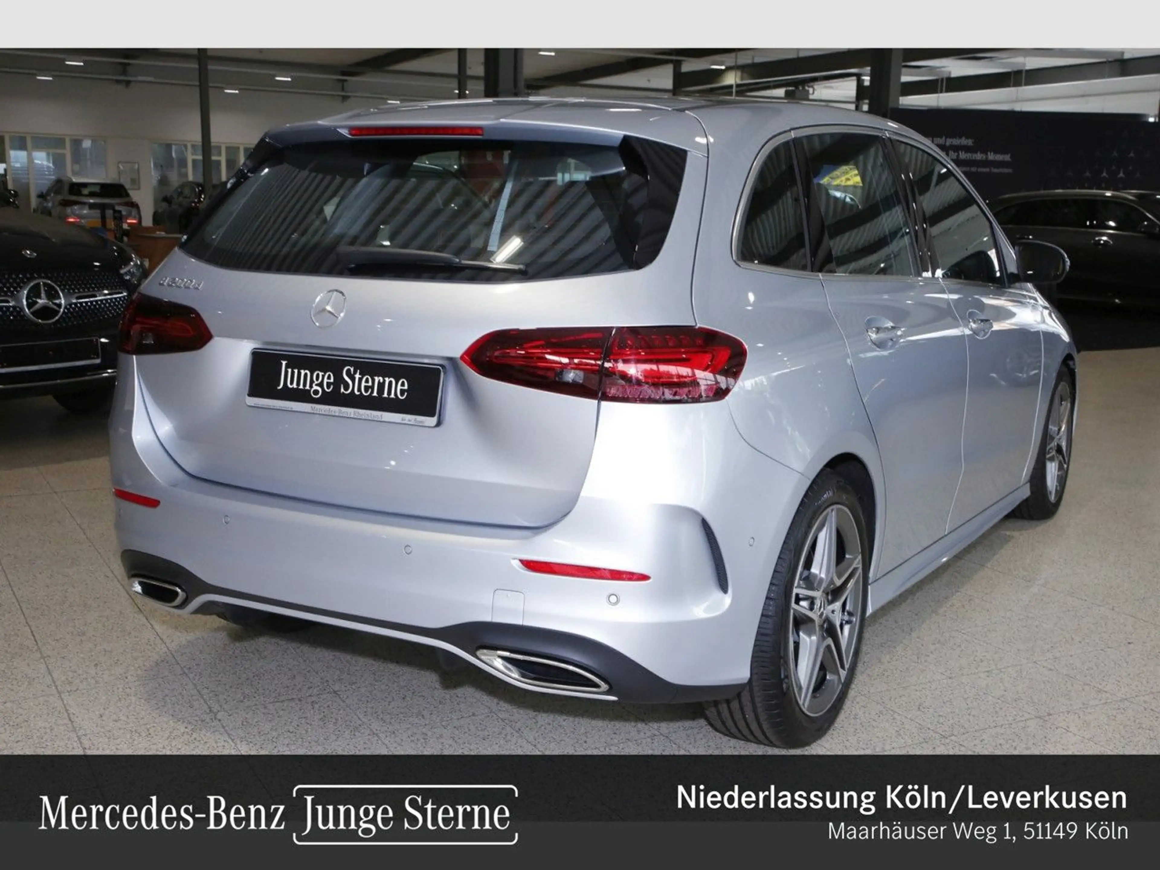 Mercedes-Benz B 200 d AMG+PANO+AHK+MULTIBEAM+KAMERA+TOTW+KEYLESS — photo 3