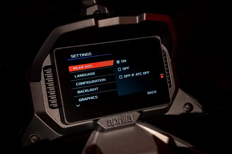 Aprilia SR GT 400 - foto 8