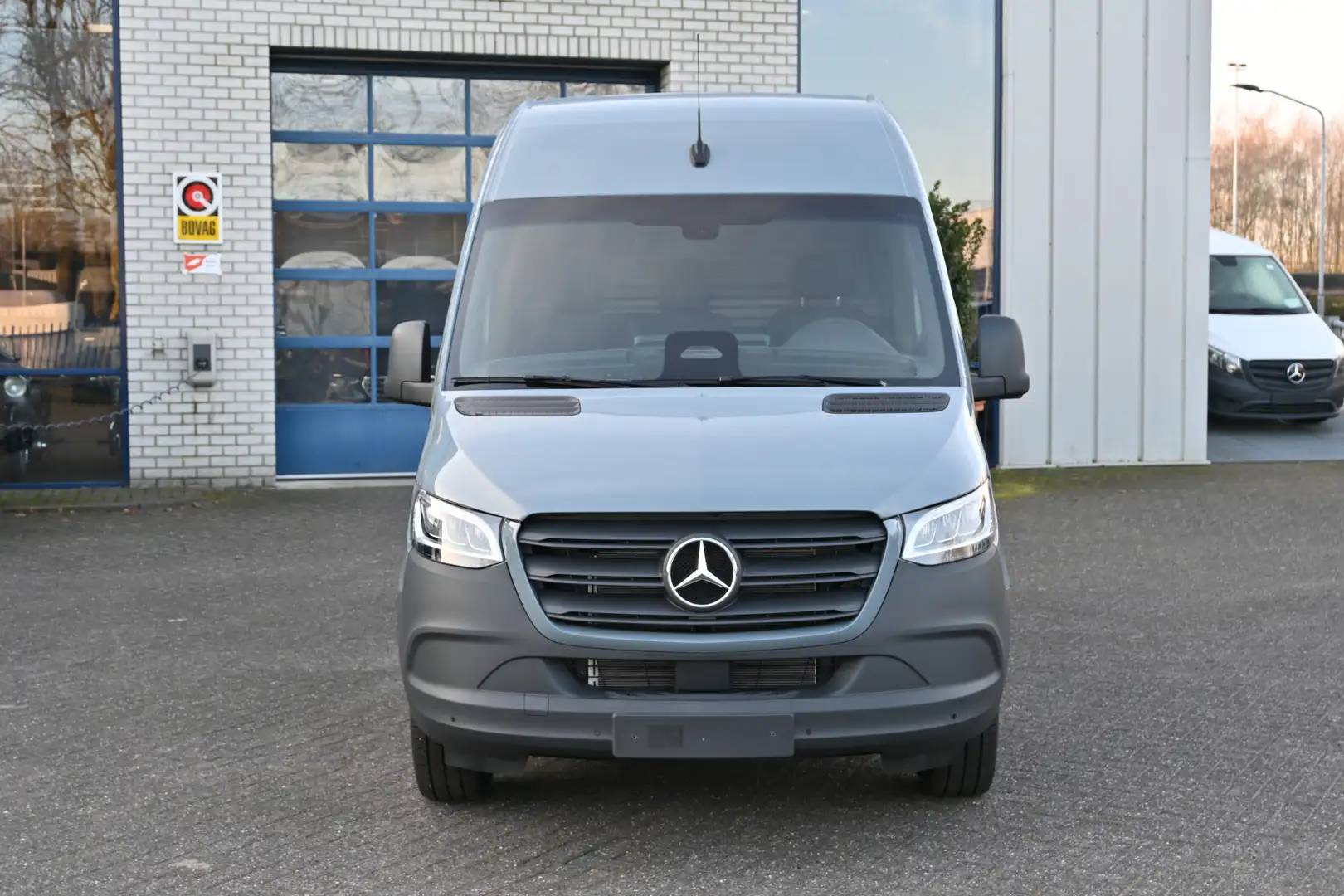 Mercedes-Benz Sprinter 315 CDI L2H2 Pro HD LED, Geveerde stoel, Navigatie Grau - 2