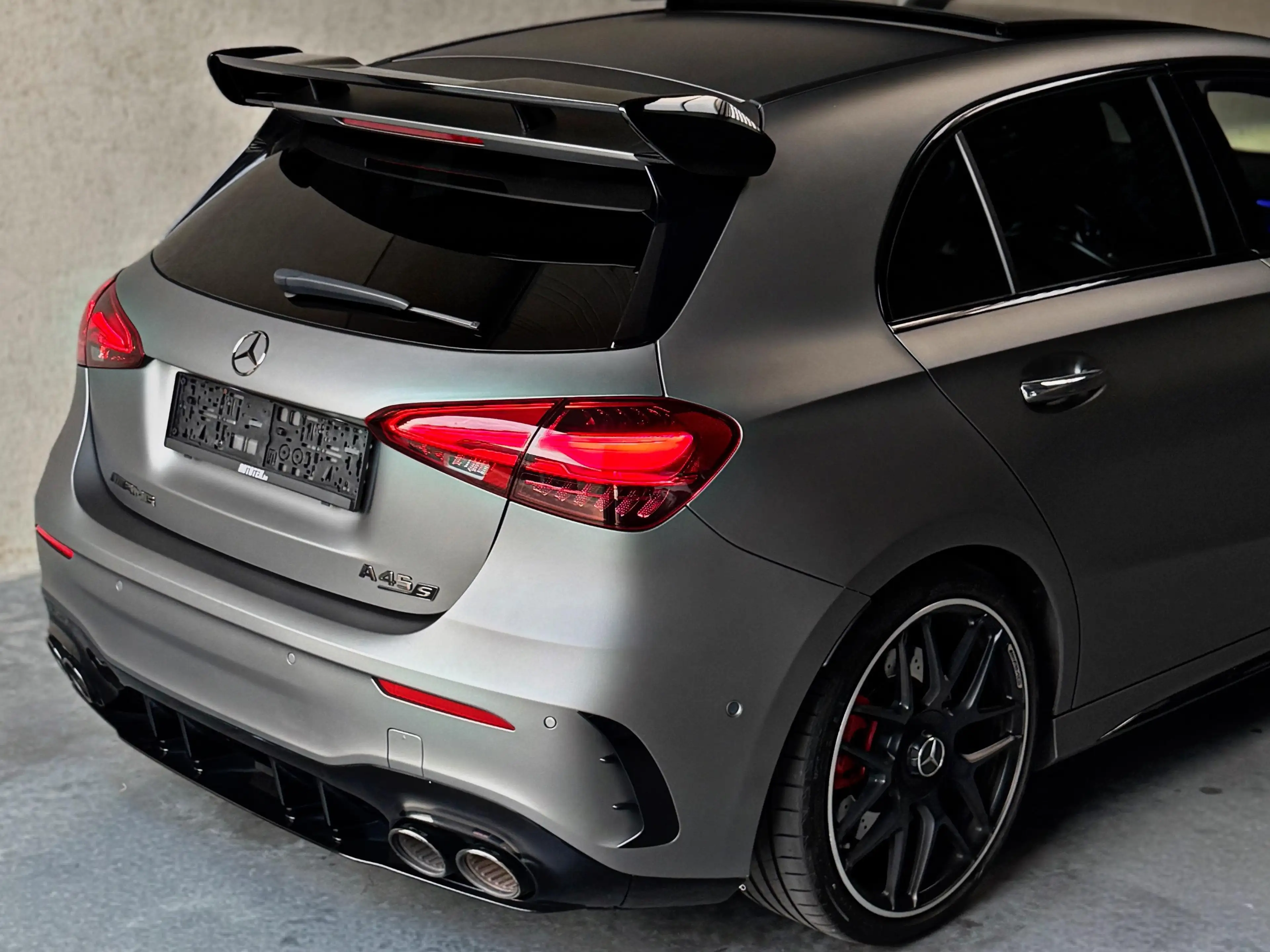 Mercedes-Benz A 45 AMG /Facelift/Mat Grey/Pano/Full/1J garantie — photo 10