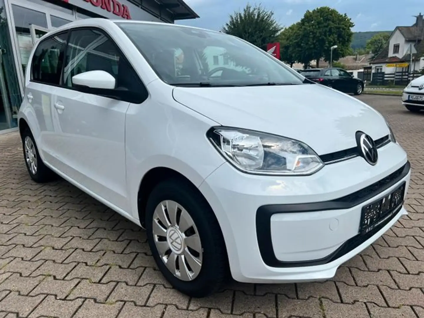 Volkswagen up! move up! 1.0 CLIMATRONIC BT-AUDIO GJR DAB - 2