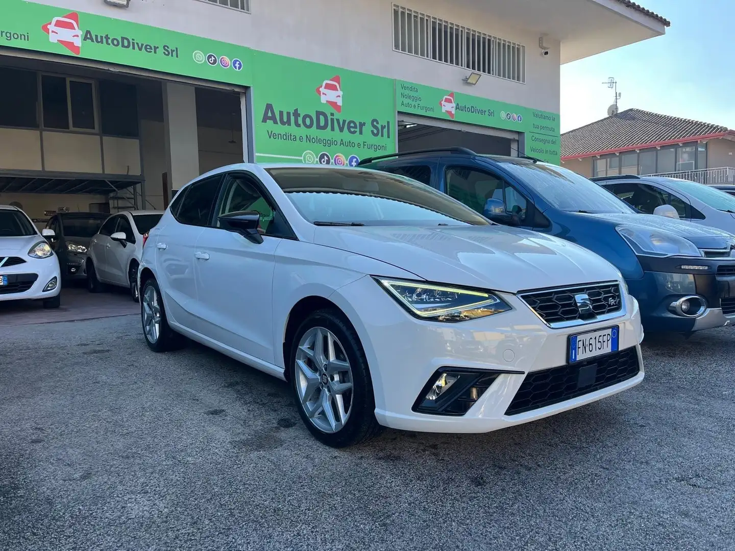 SEAT Ibiza 1.0 tgi FR 90cv Bianco - 1