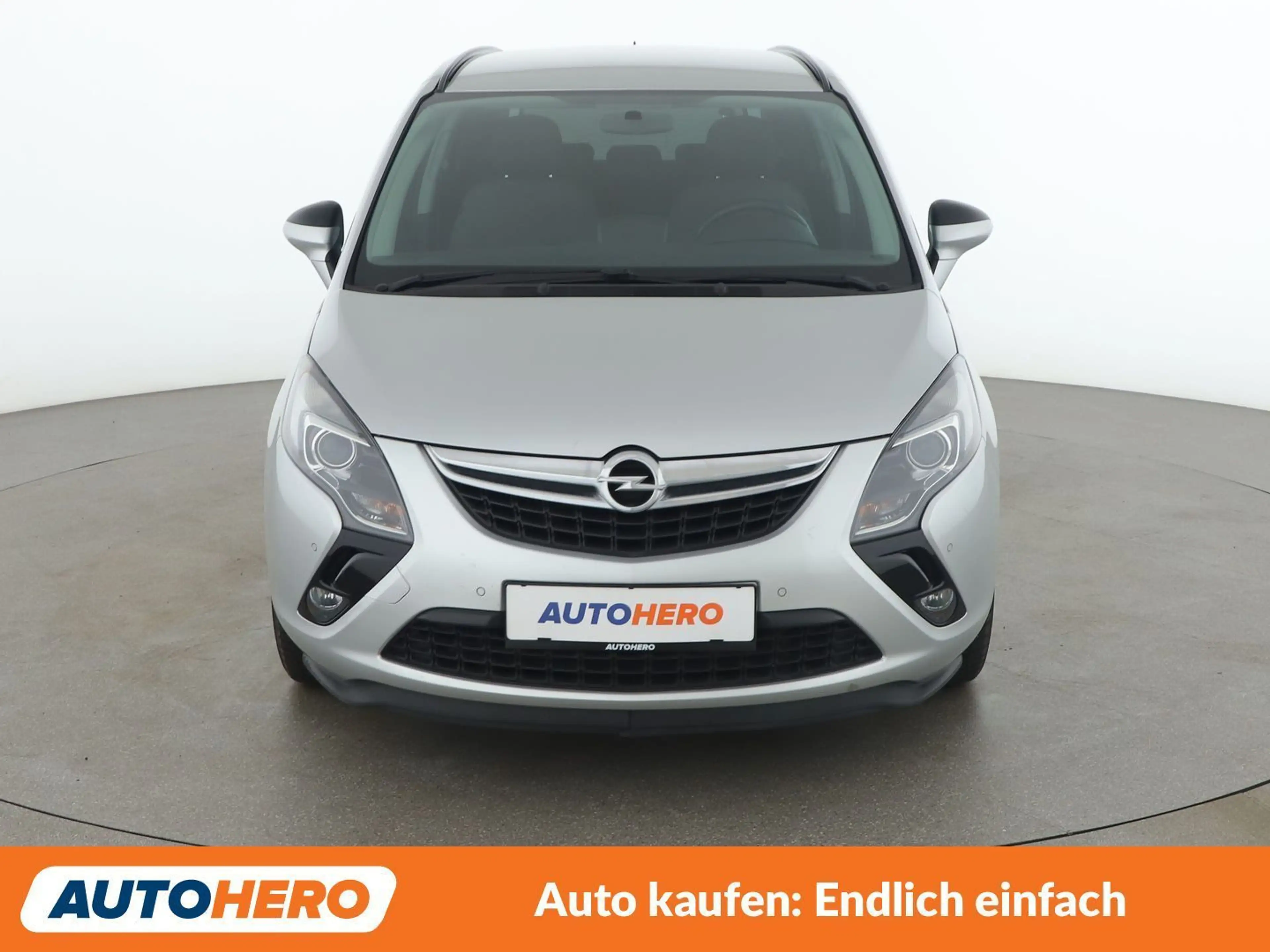 Opel Zafira Tourer 1.4 Turbo Edition — photo 9