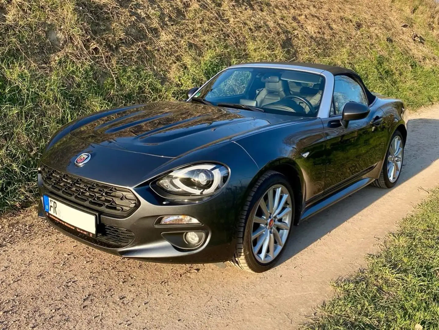 Fiat 124 Spider 124 Spider 1.4 MultiAir Turbo Lusso Gris - 1