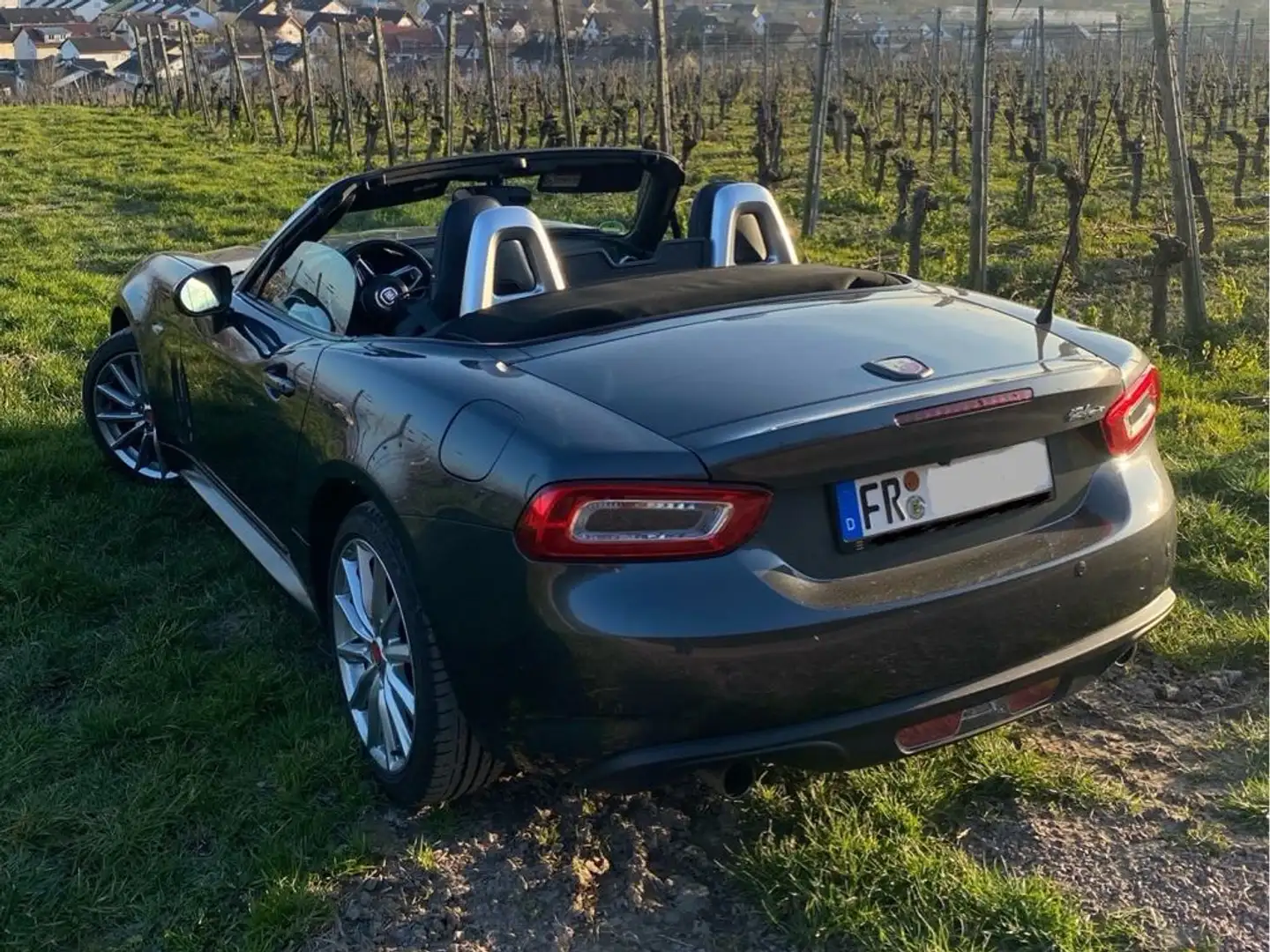 Fiat 124 Spider 124 Spider 1.4 MultiAir Turbo Lusso Gris - 2