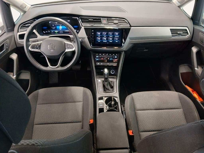 Volkswagen Touran Business e.AHK DYNAUDIO ActiveLight ACC — photo 3