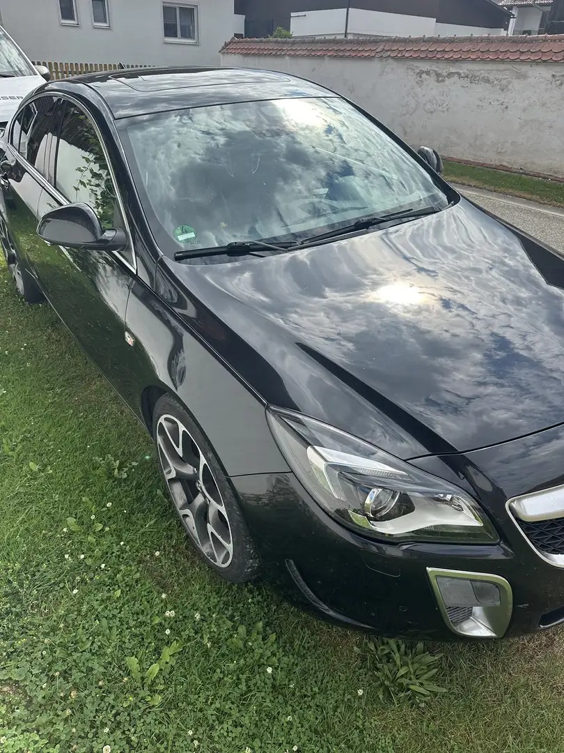 Opel Insignia OPC 4x4 Schwarz - 2