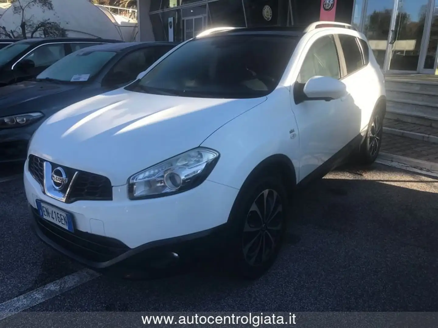 Nissan Qashqai Qashqai 1.5 dCi DPF n-tec Weiß - 1