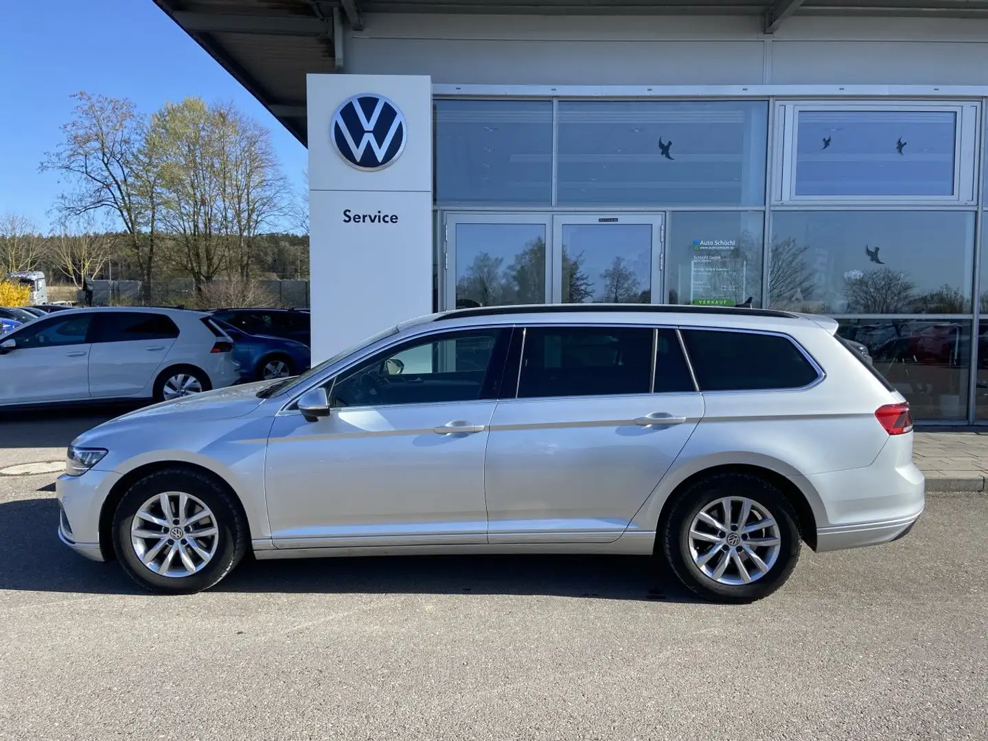 Volkswagen Passat Variant 1.5 TSI DSG Business NAVI+LED+AHK Silber - 2