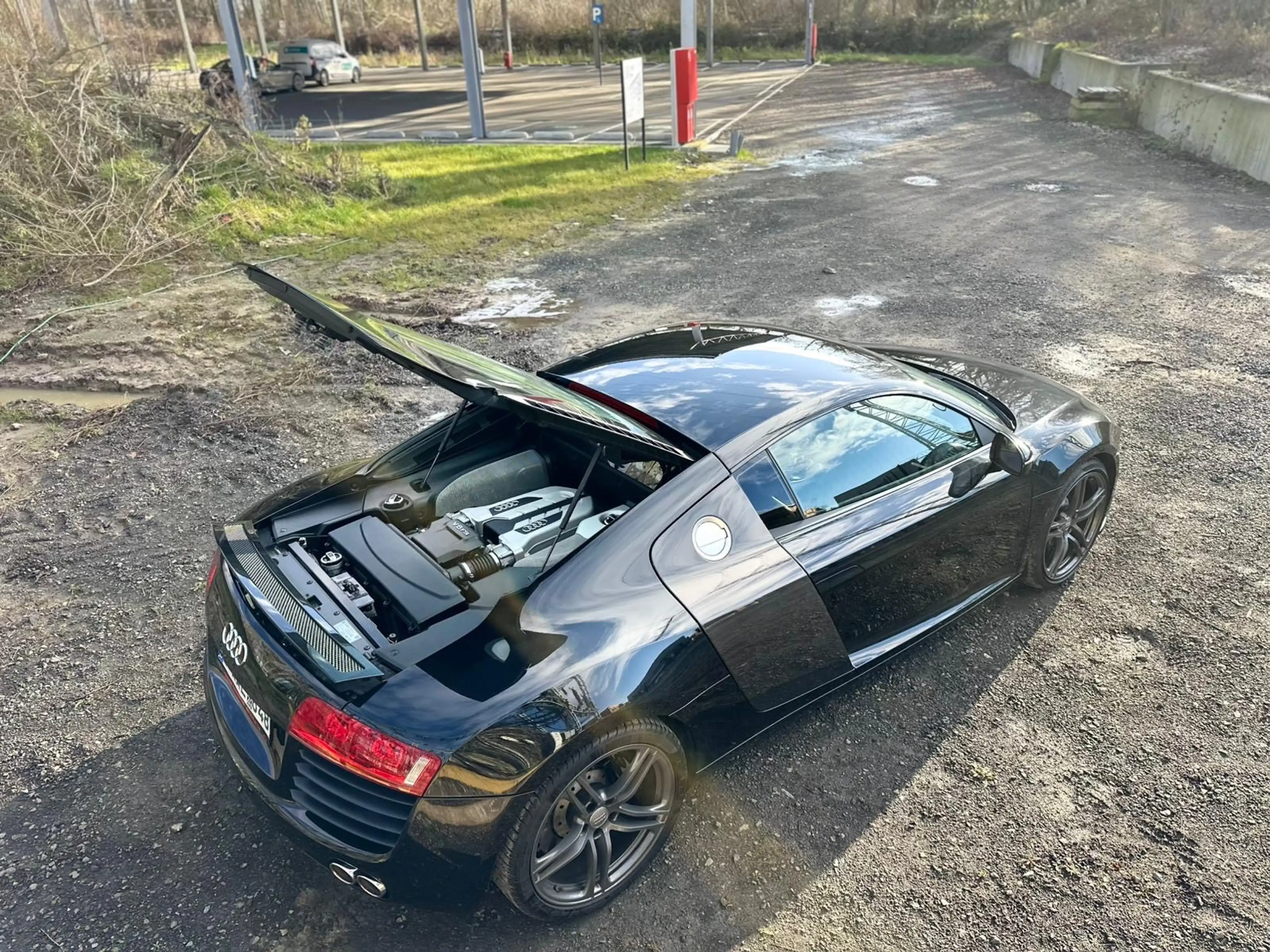 Audi R8 R8 4.2 FSI quattro R tronic — photo 8