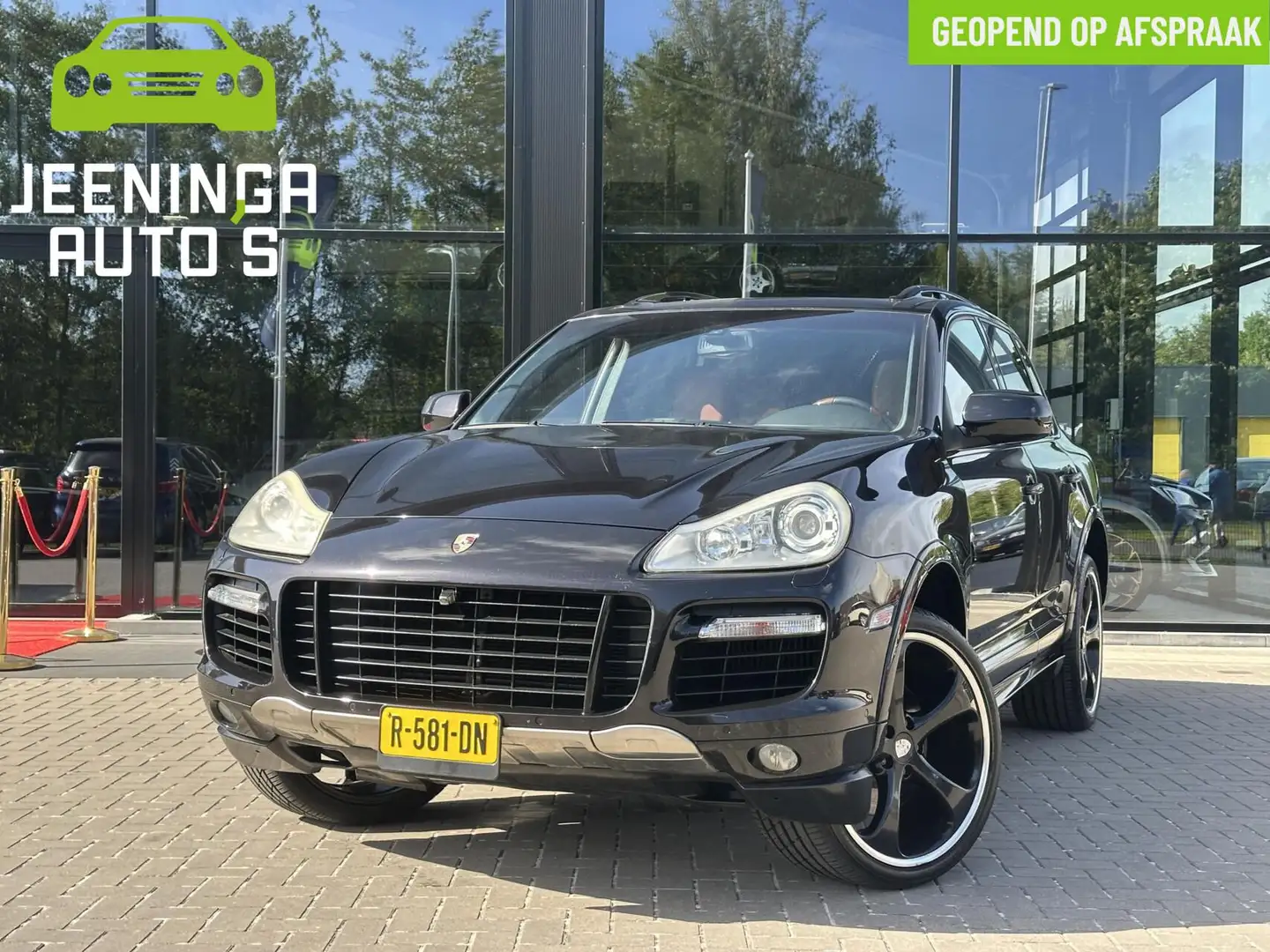 Porsche Cayenne 4.8 Turbo | Youngtimer Noir - 1
