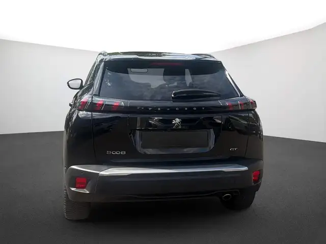 Peugeot 2008 view 4