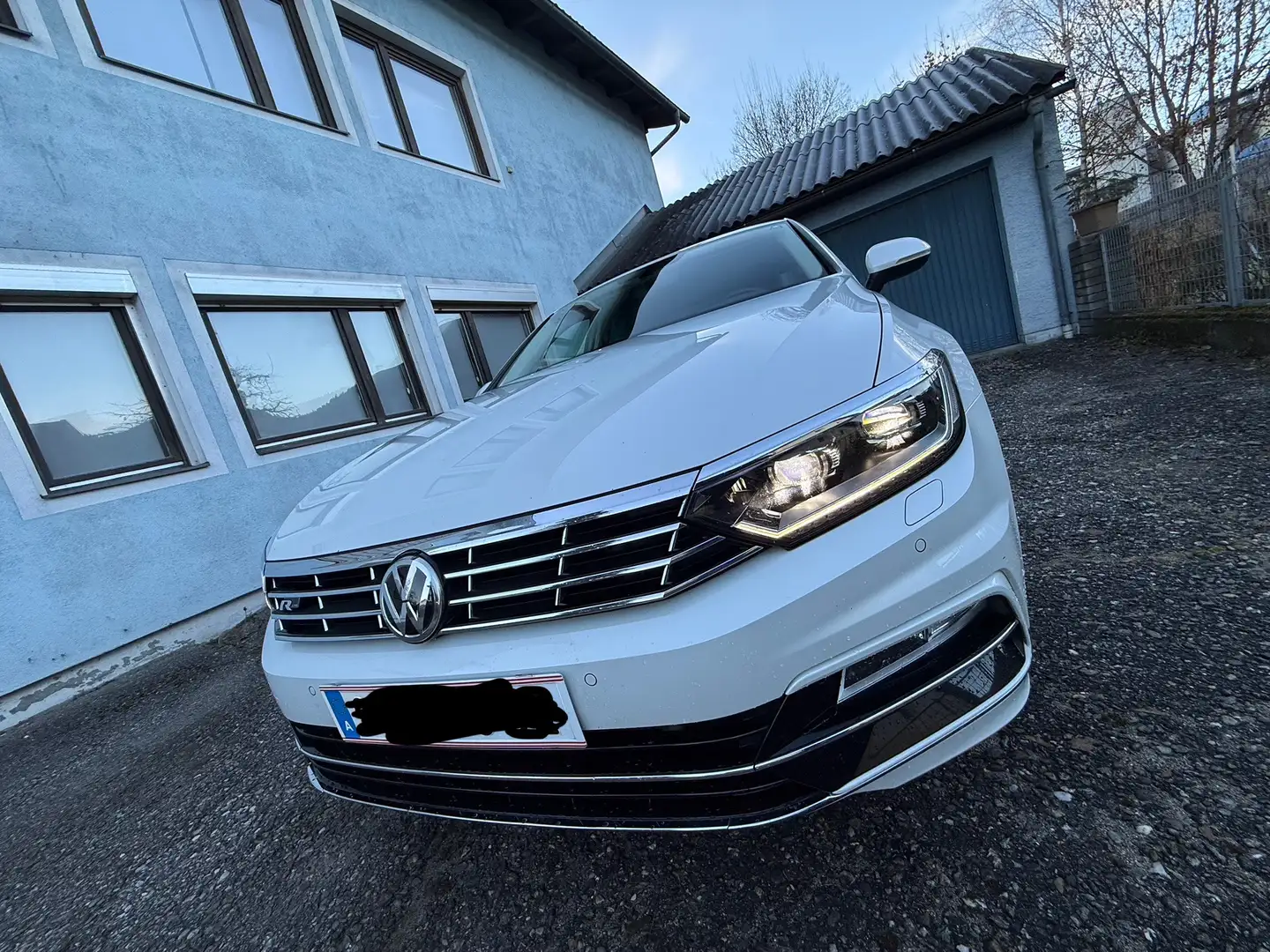 Volkswagen Passat R-Line 2,0 TDI 4Motion - 2