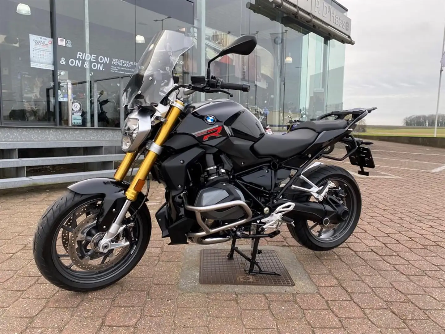 BMW R 1250 R met mooie accessoires! Noir - 1