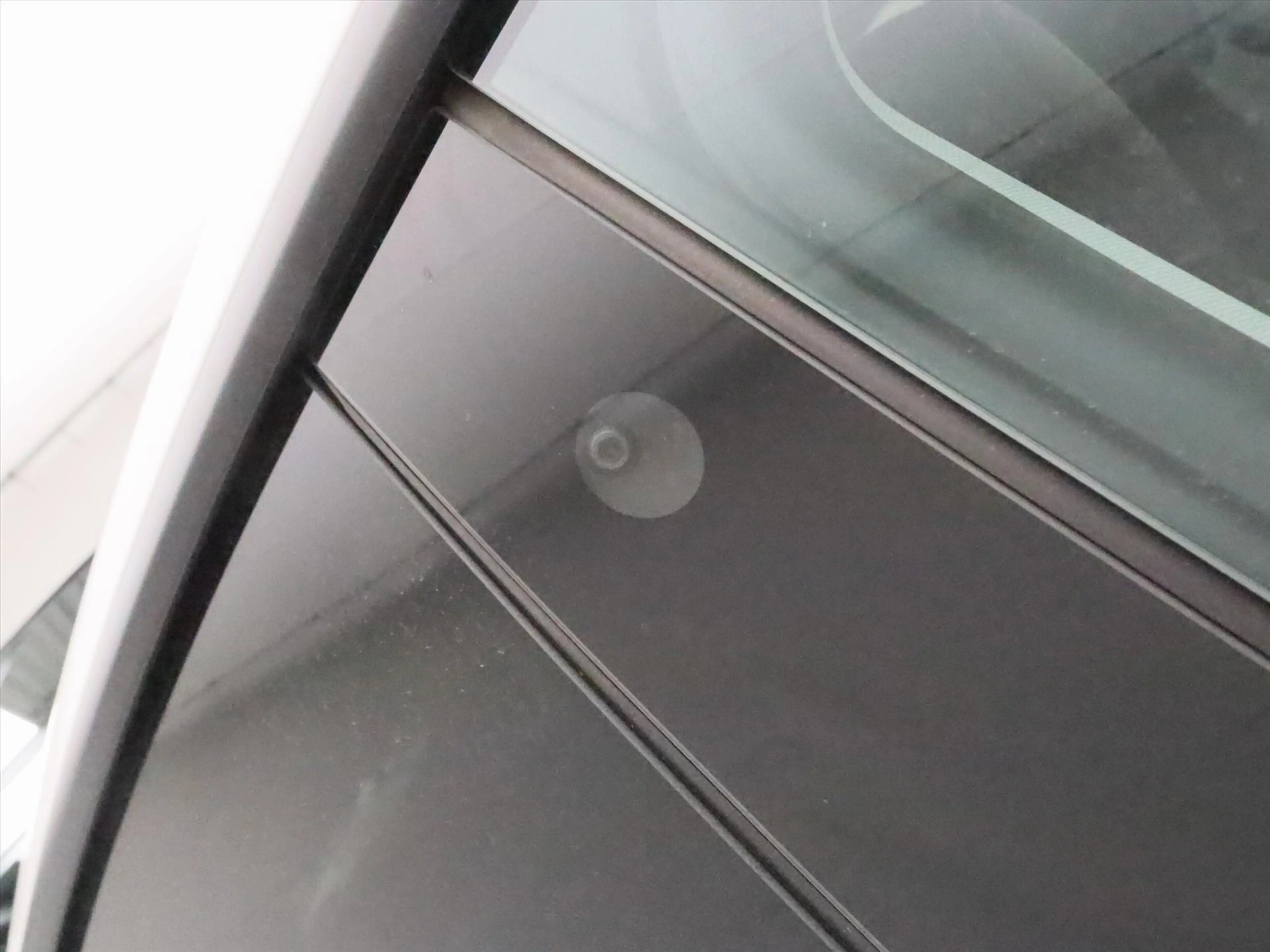 Tesla Model Y Long Range RWD 75kWh 299pk 94.5% SoH [ AMD RYZEN+A — photo 29