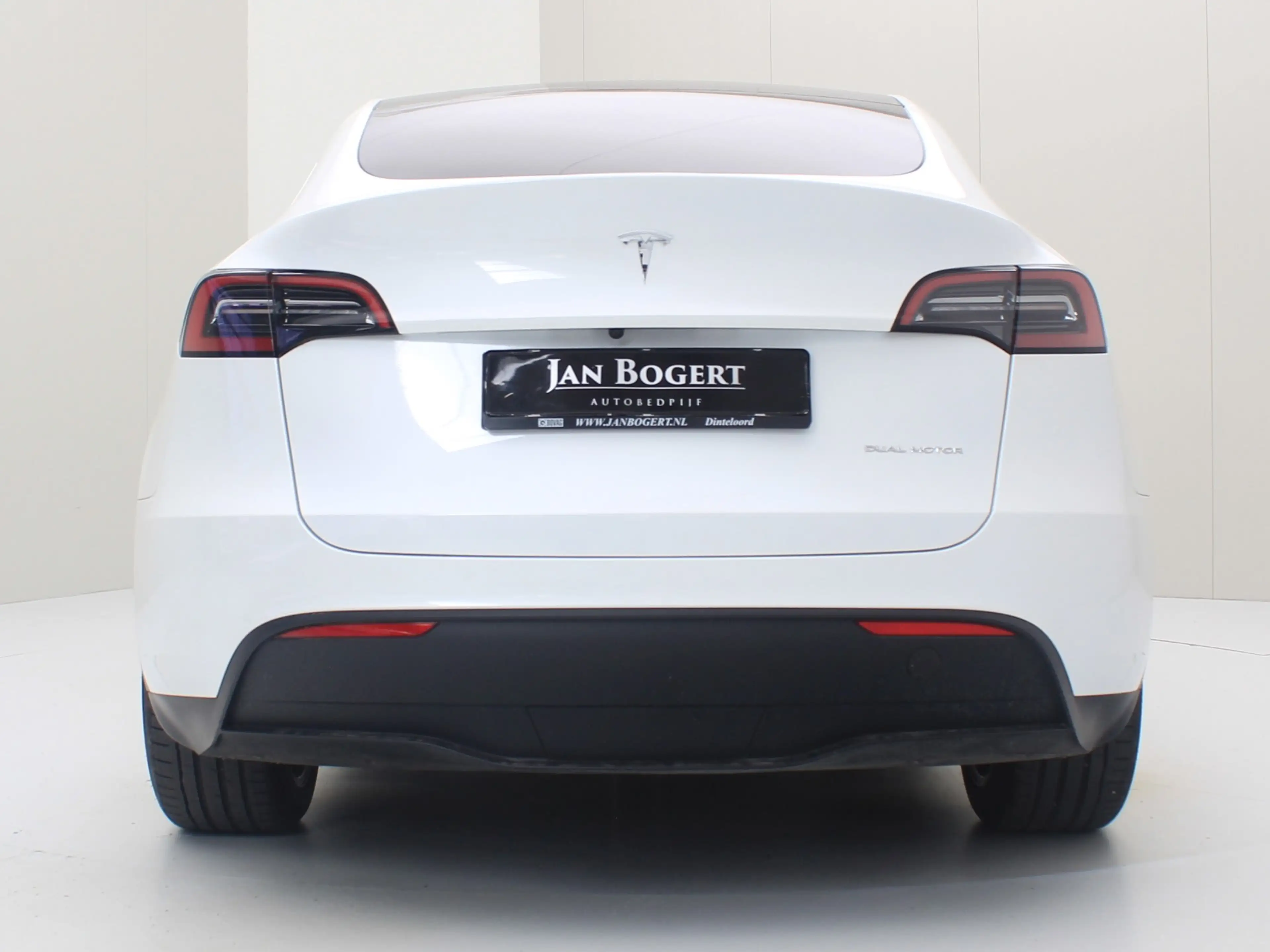 Tesla Model Y Long Range RWD 75kWh 299pk 94.5% SoH [ AMD RYZEN+A — photo 6