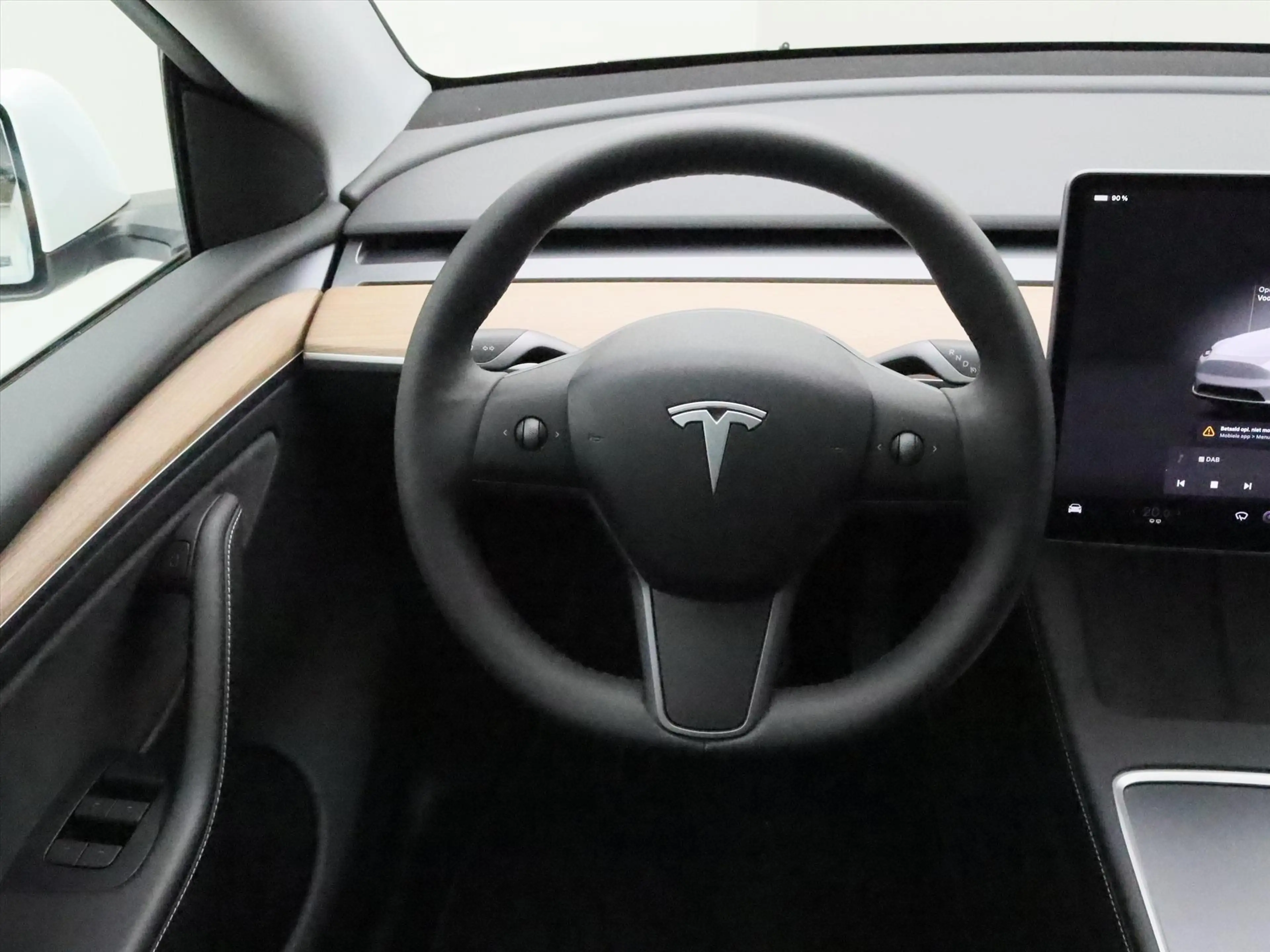 Tesla Model Y Long Range RWD 75kWh 299pk 94.5% SoH [ AMD RYZEN+A — photo 21