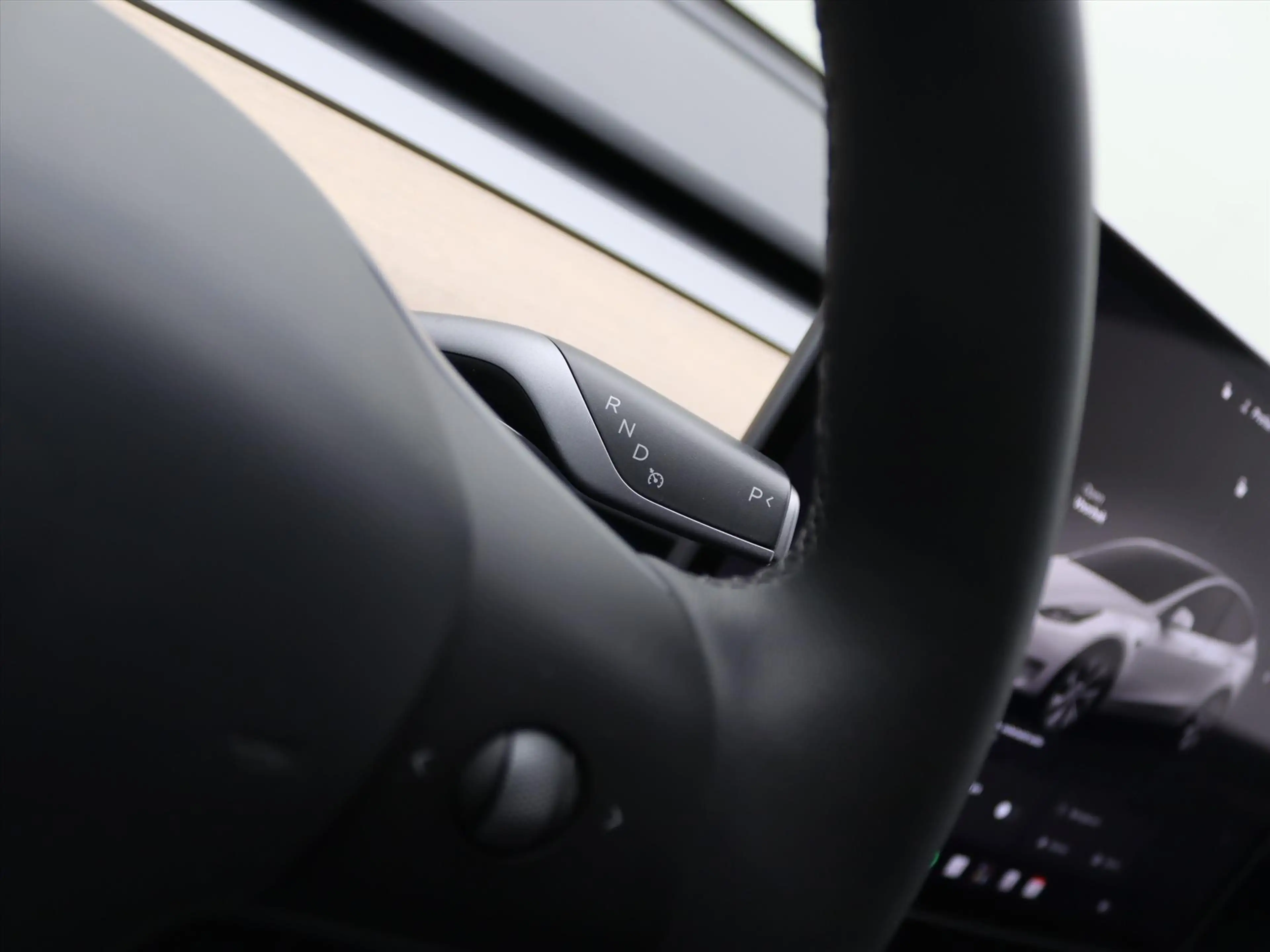 Tesla Model Y Long Range RWD 75kWh 299pk 94.5% SoH [ AMD RYZEN+A — photo 24