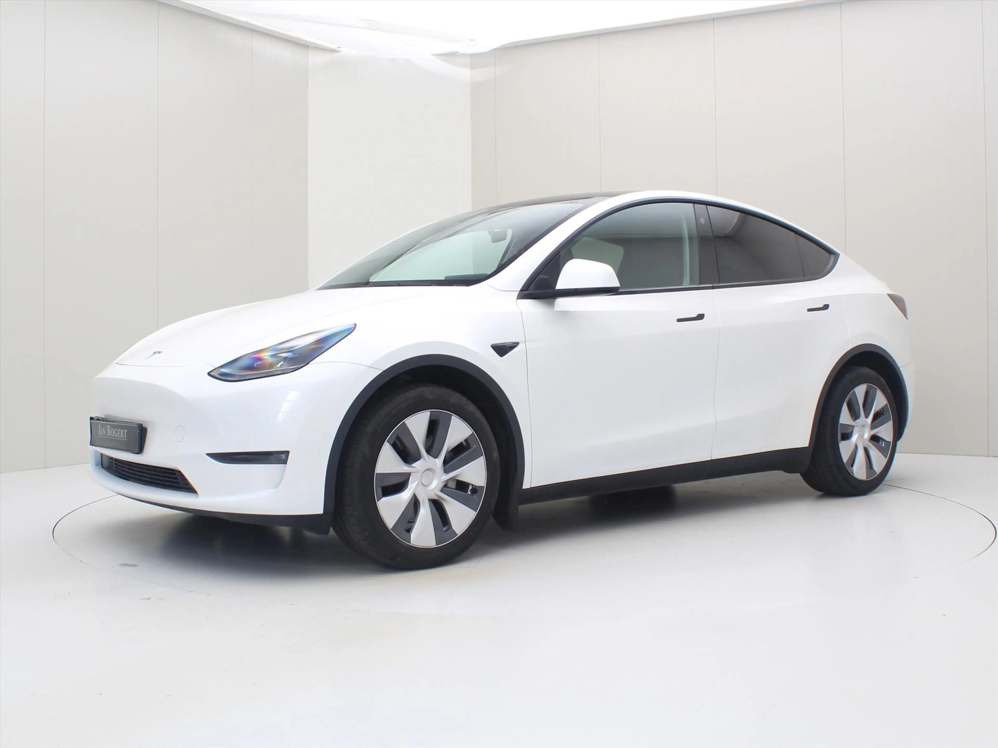 Tesla Model Y Long Range RWD 75kWh 299pk 94.5% SoH [ AMD RYZEN+A — photo 7