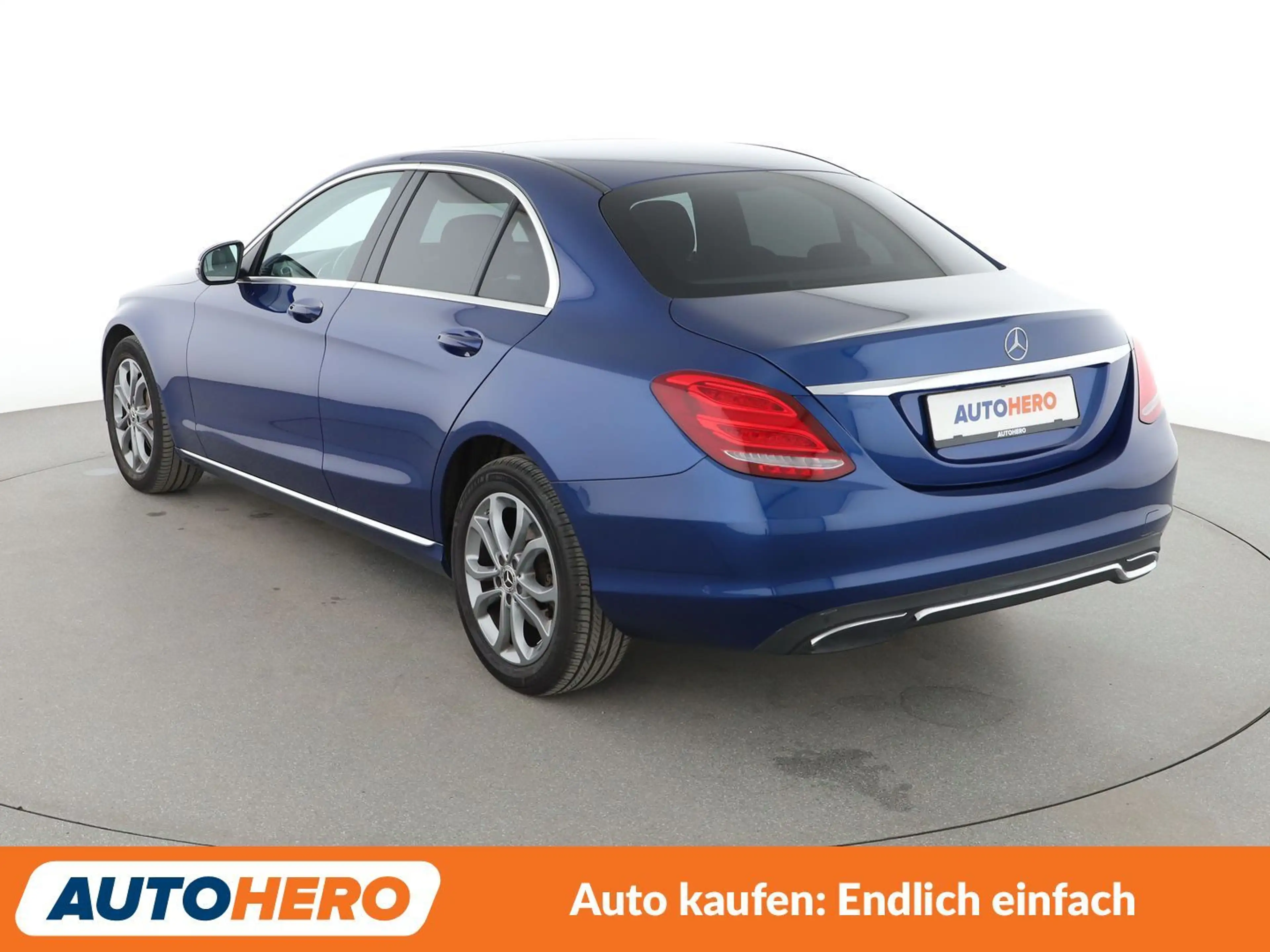 Mercedes-Benz C 250 Avantgarde Aut.*CAM*NAVI*LED*PANO*PDC*SHZ*TEMPO* — photo 4