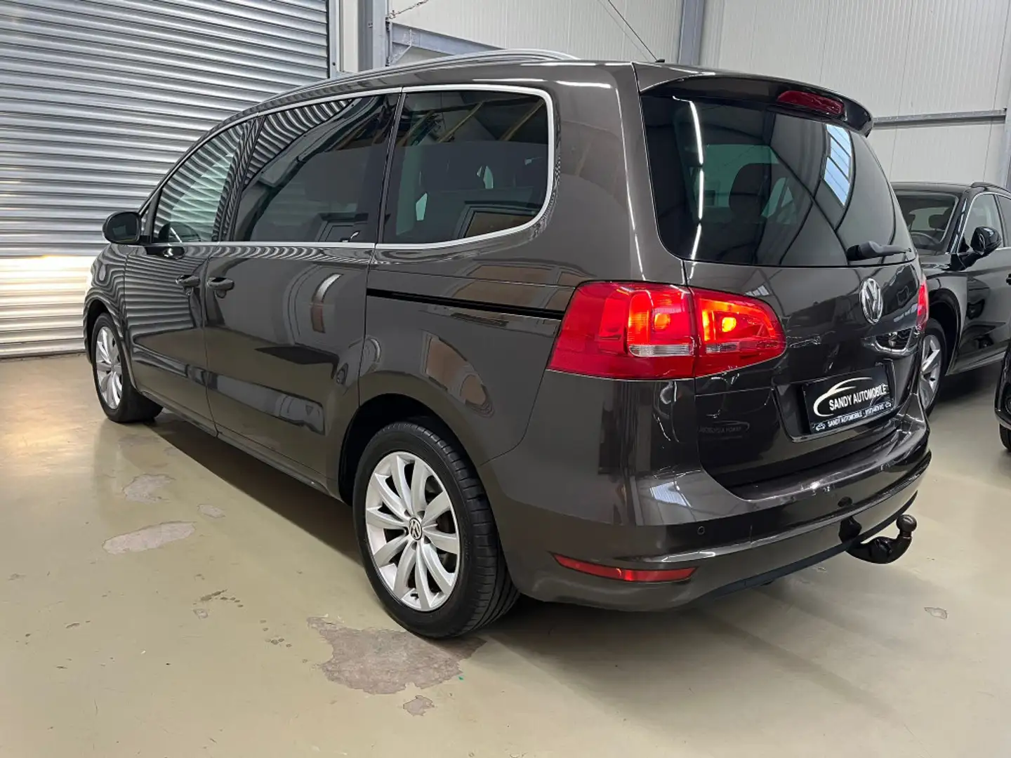 Volkswagen Sharan Highline 7.Sitzer ACC AHK PANO Kindersitz Brun - 2