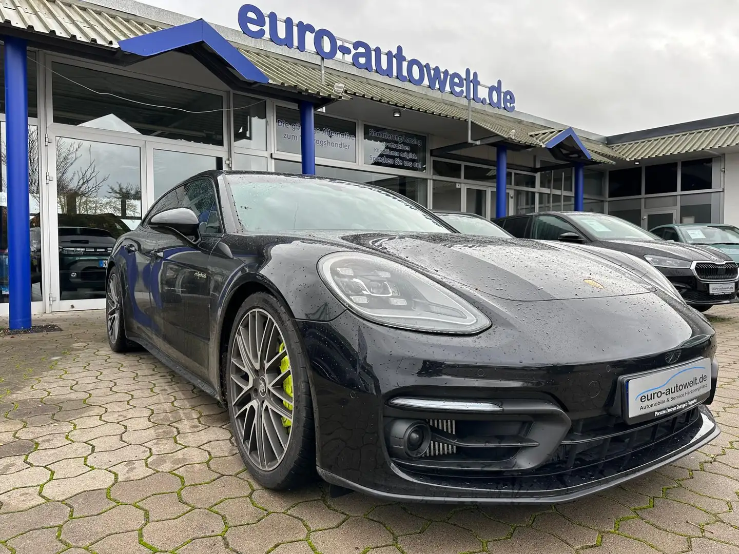 Porsche Panamera Sport Turismo 4 E-Hybrid *Approved Schwarz - 1