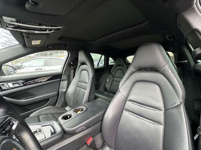 Porsche Panamera Sport Turismo 4 E-Hybrid *Approved