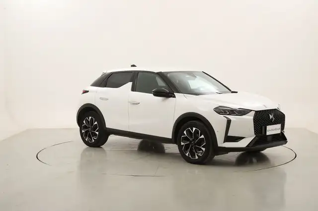 DS Automobiles DS 3 Crossback view 7