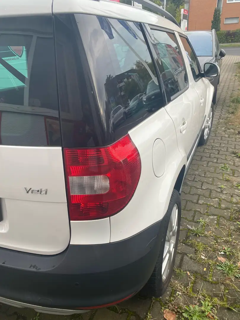 Skoda Yeti Ambition Plus Edition Weiß - 2