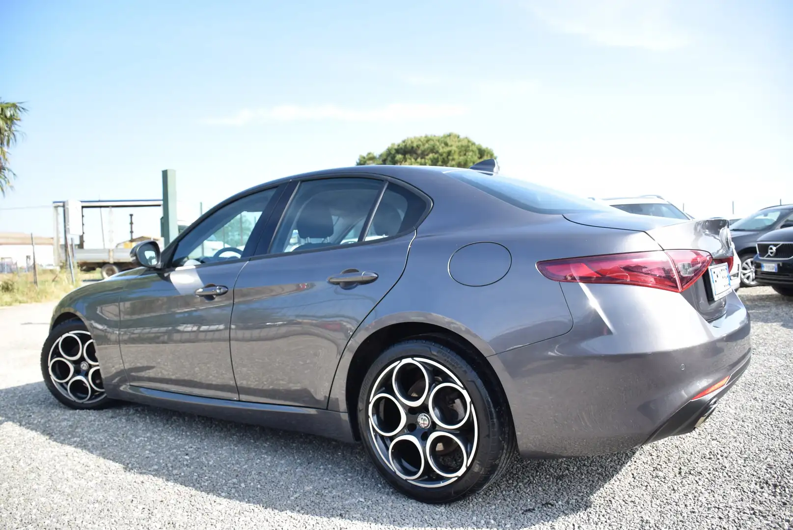 Alfa Romeo Giulia 2.2TD MANUALE 6 MARCE ADAS NAVI CRUISE BT SENSORI Gris - 2