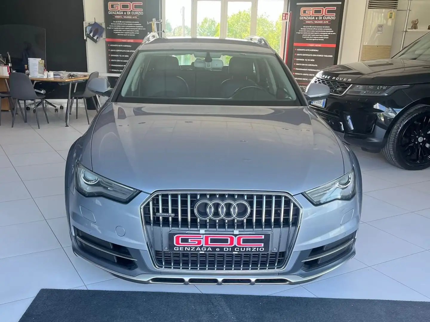 Audi A6 allroad Business pro srebrna - 2