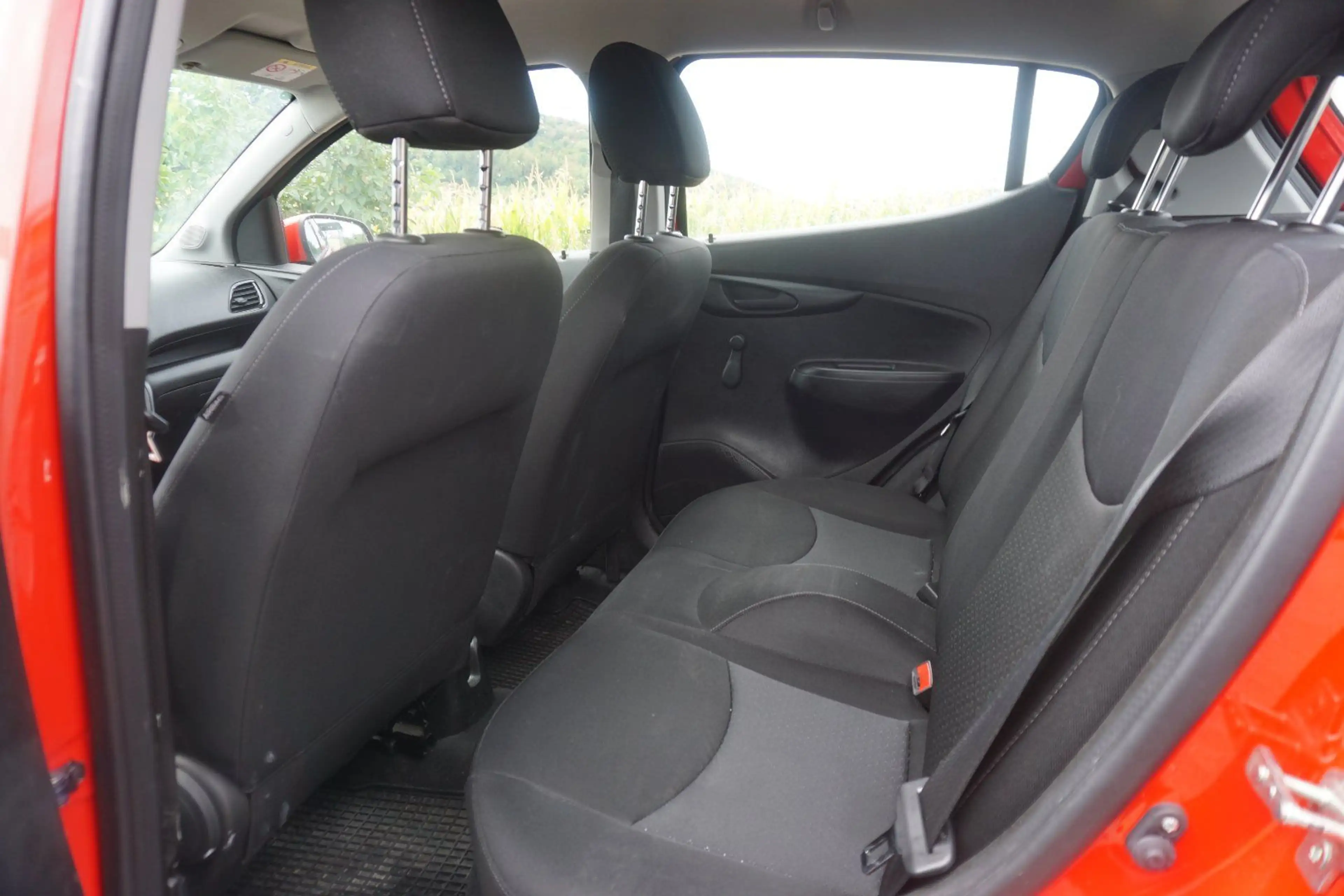 Opel Karl 1.0 Edition — photo 13