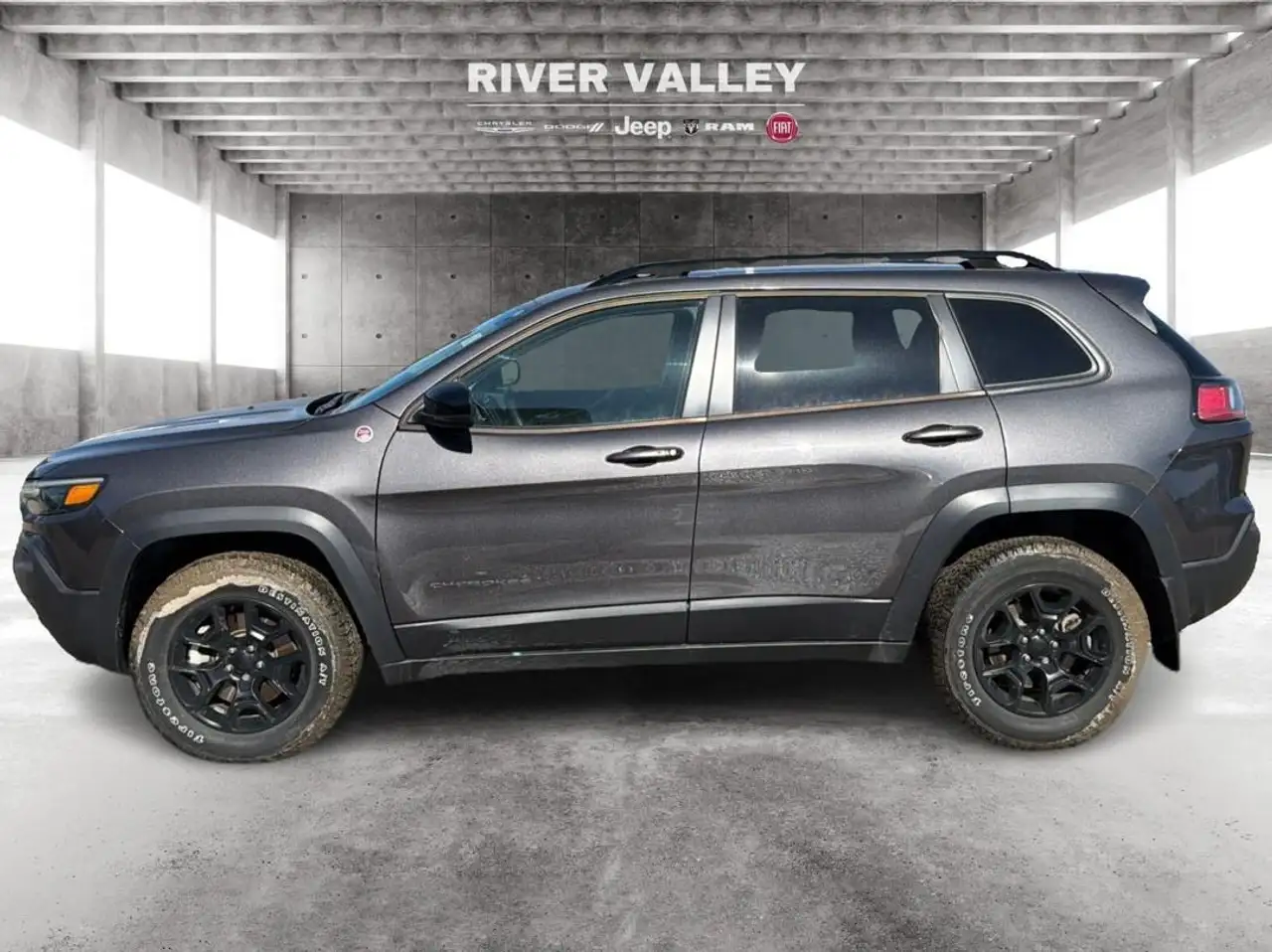 Jeep Cherokee снимка Jeep Cherokee