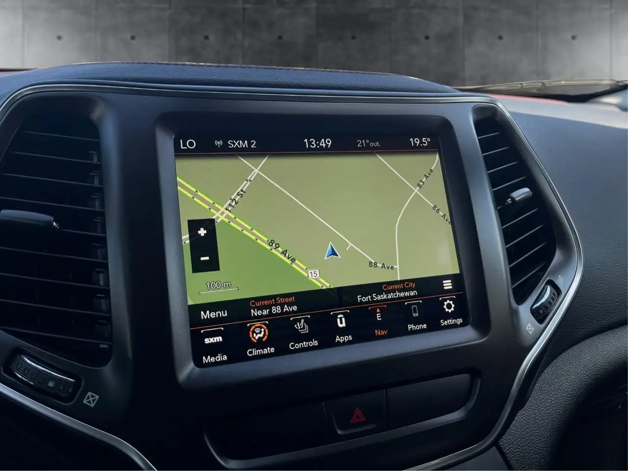 Jeep Cherokee снимка Jeep Cherokee