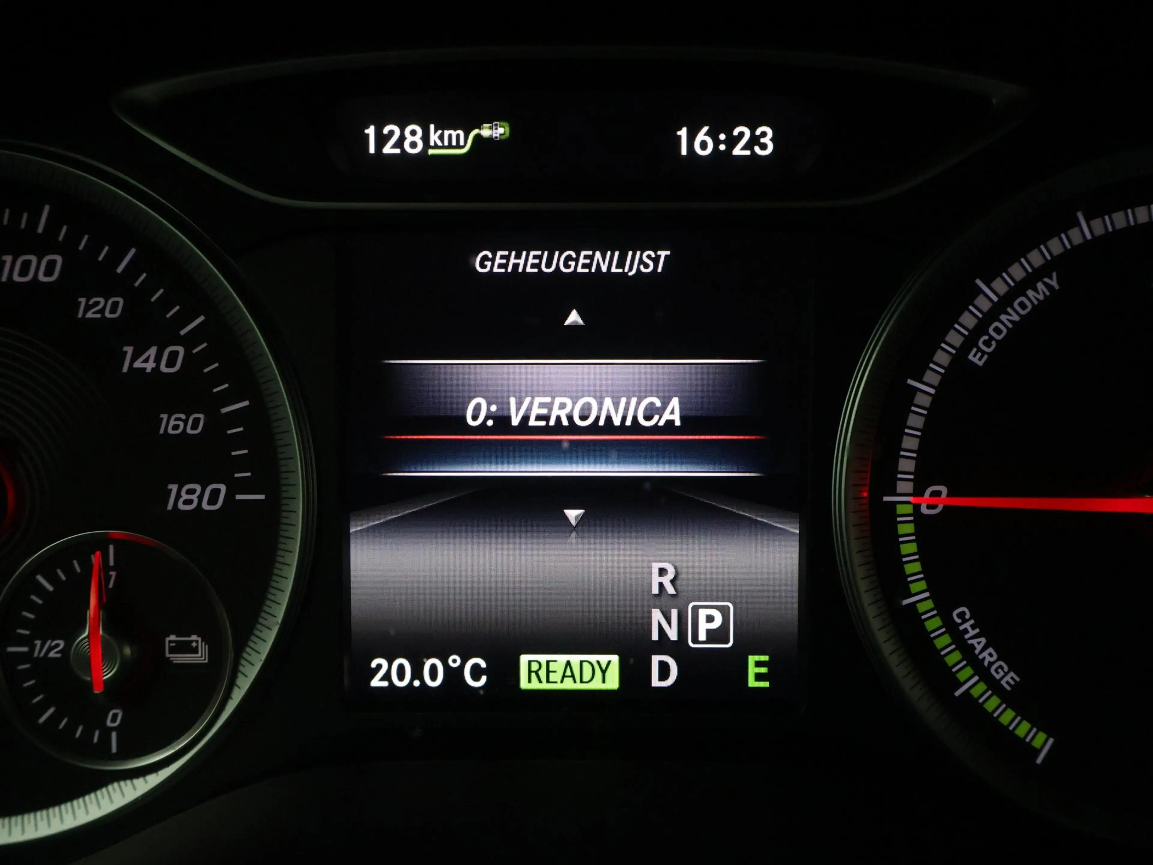Mercedes-Benz B 250 250e 28 kWh VOLLEDIG ELEKTRISCH AUT. + LED | NAVIG — photo 37