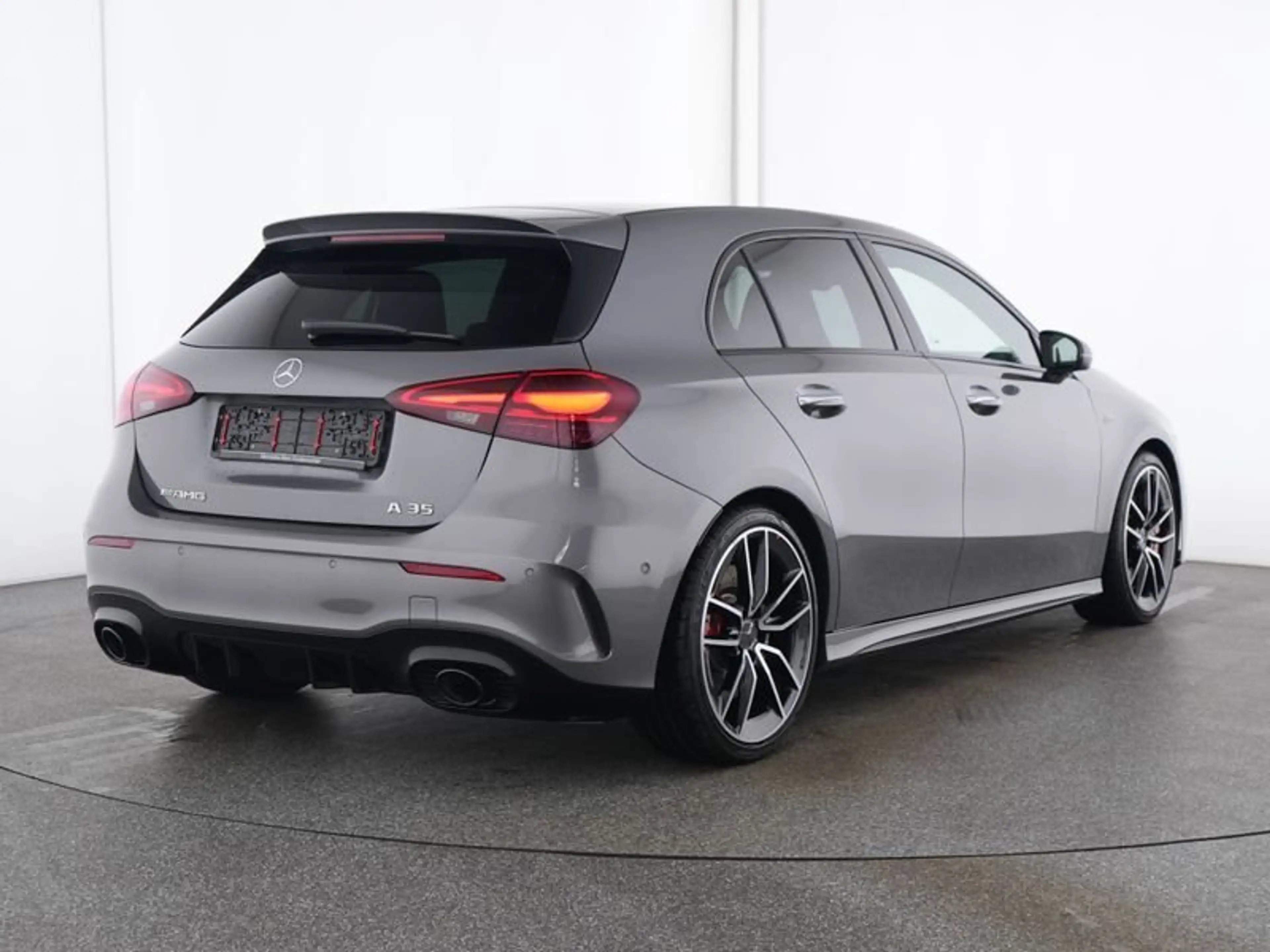 Mercedes-Benz A 35 AMG A35 AMG Prem MLED Perf.Sitze Burme Night 19"Memo — photo 4