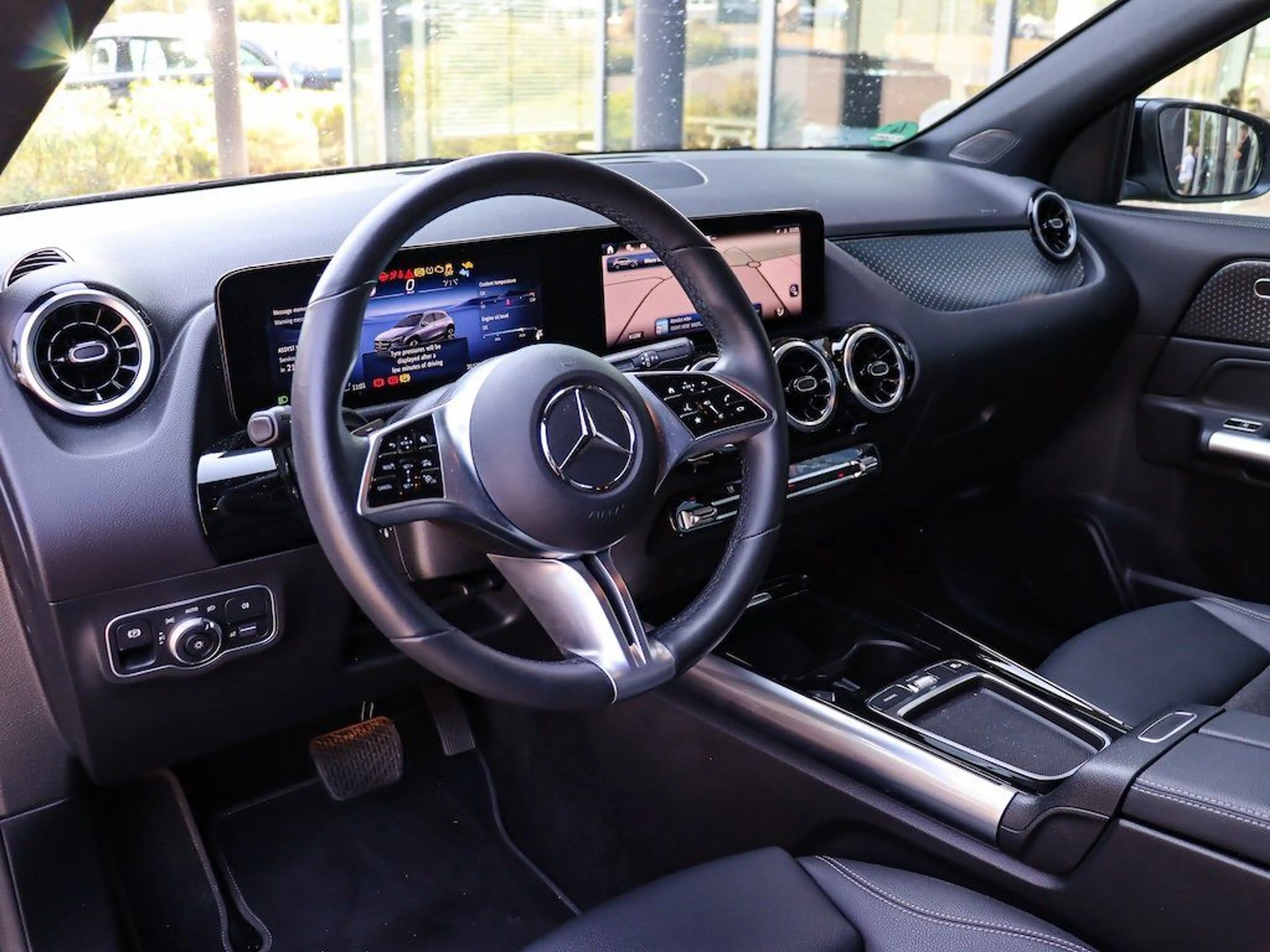 Mercedes-Benz GLA 250 4Matic Progressive, Kamera, Multibeam — photo 15