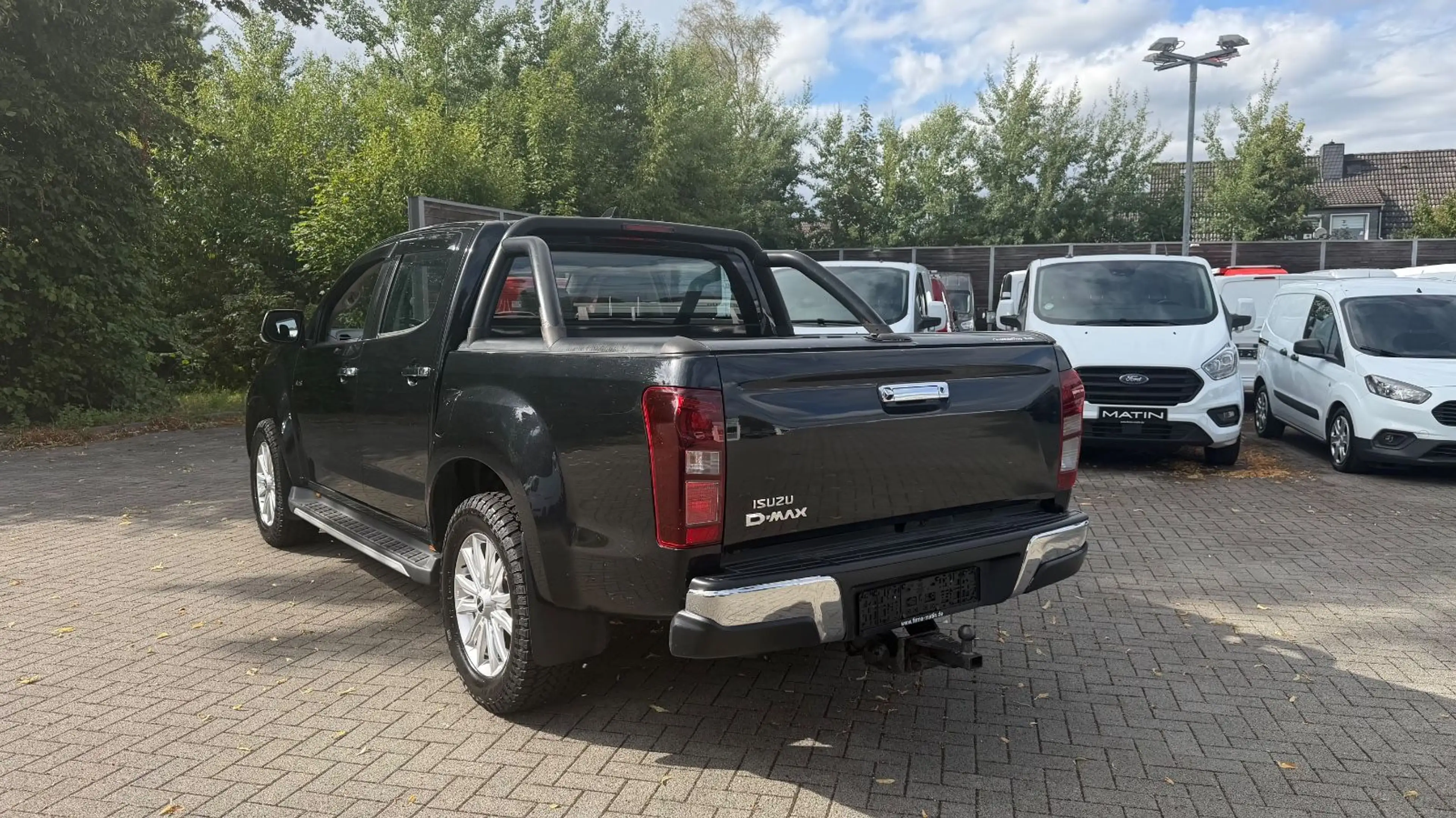 Isuzu D-Max DOUBLE CAB 4WD LS AUTOM/LEDER/KAMERA/AHK — photo 7