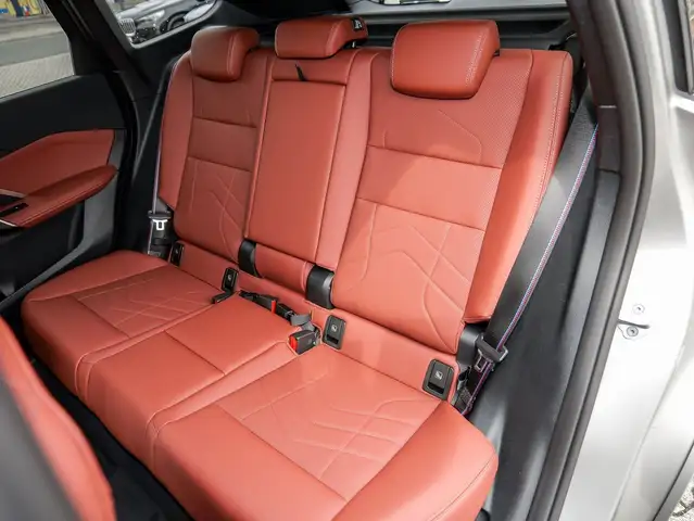 BMW X1 view 9